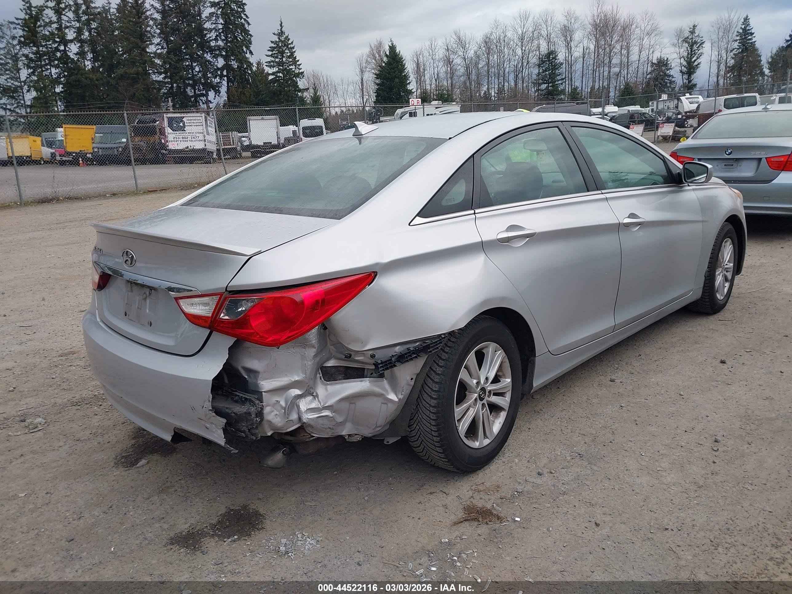 HYUNDAI SONATA image 4