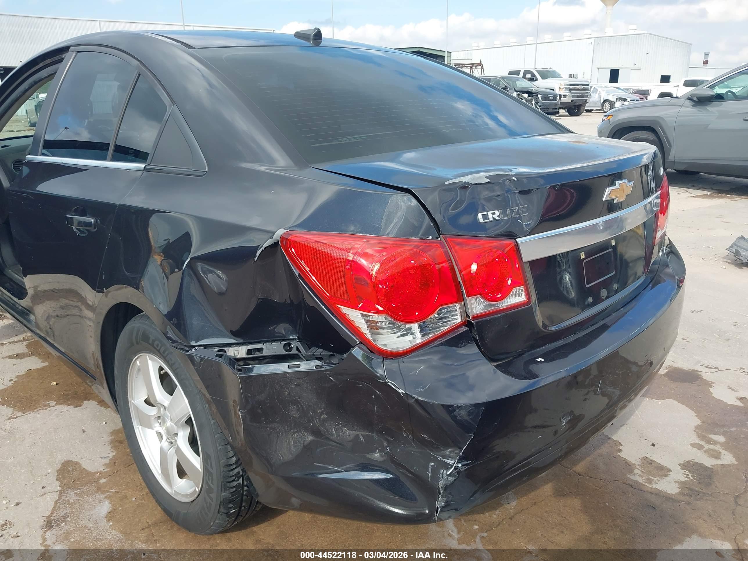 CHEVROLET CRUZE image 6