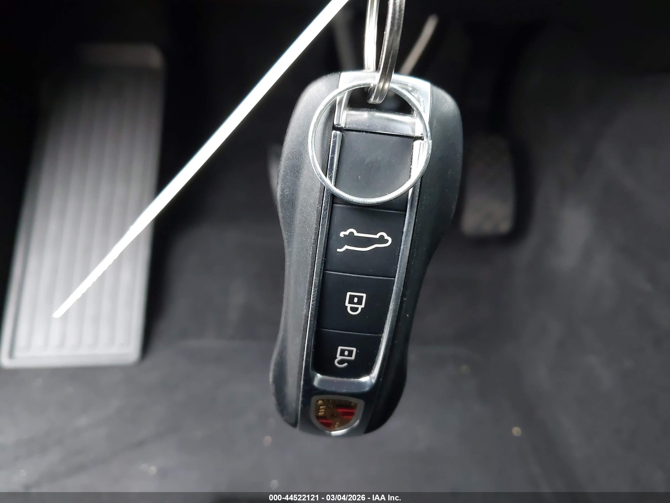PORSCHE CAYENNE image 11