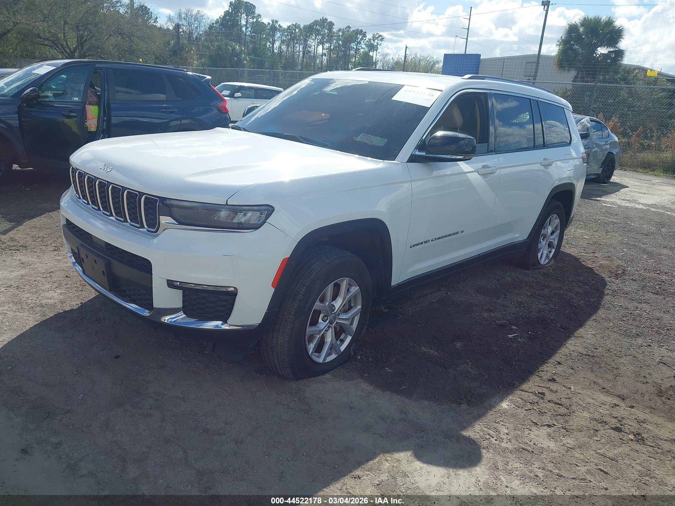 JEEP GRAND image 2