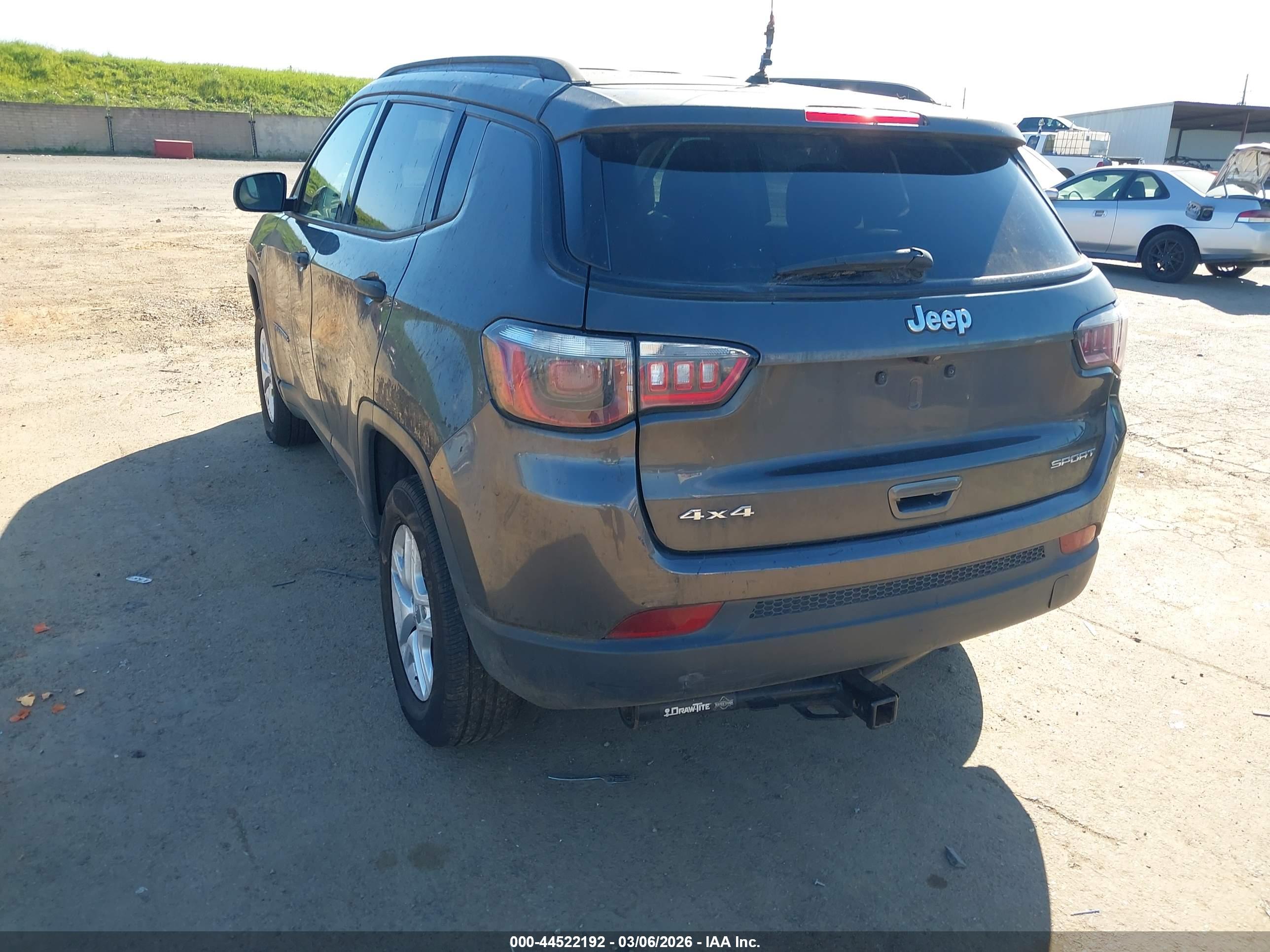 JEEP COMPASS image 3