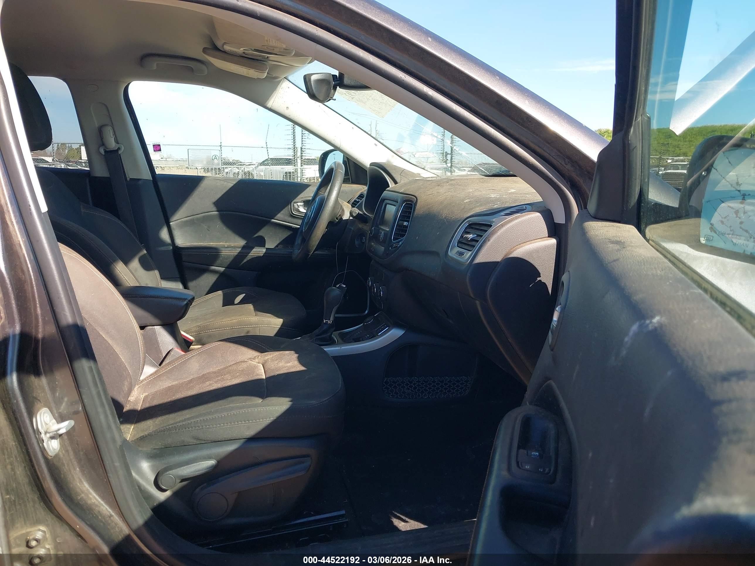 JEEP COMPASS image 5