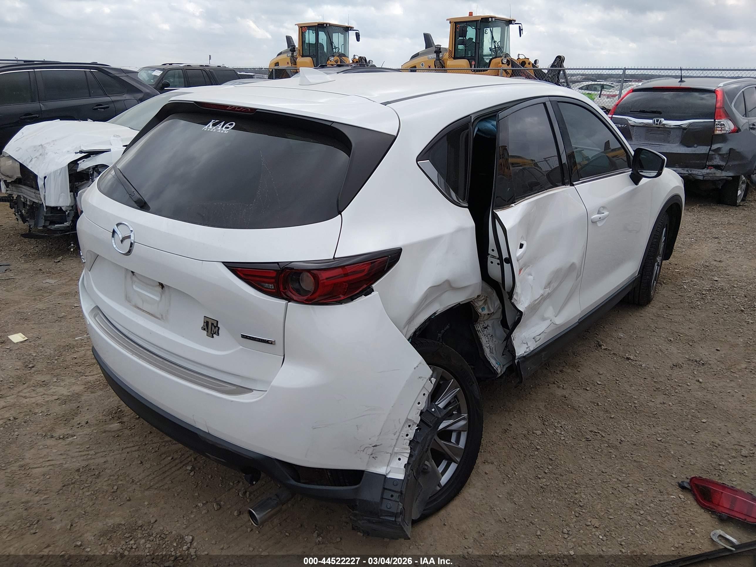 MAZDA CX-5 image 4