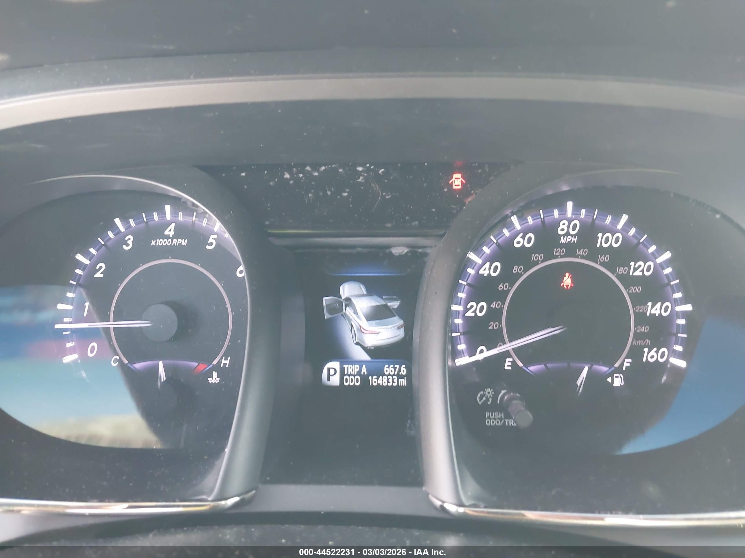TOYOTA AVALON image 7