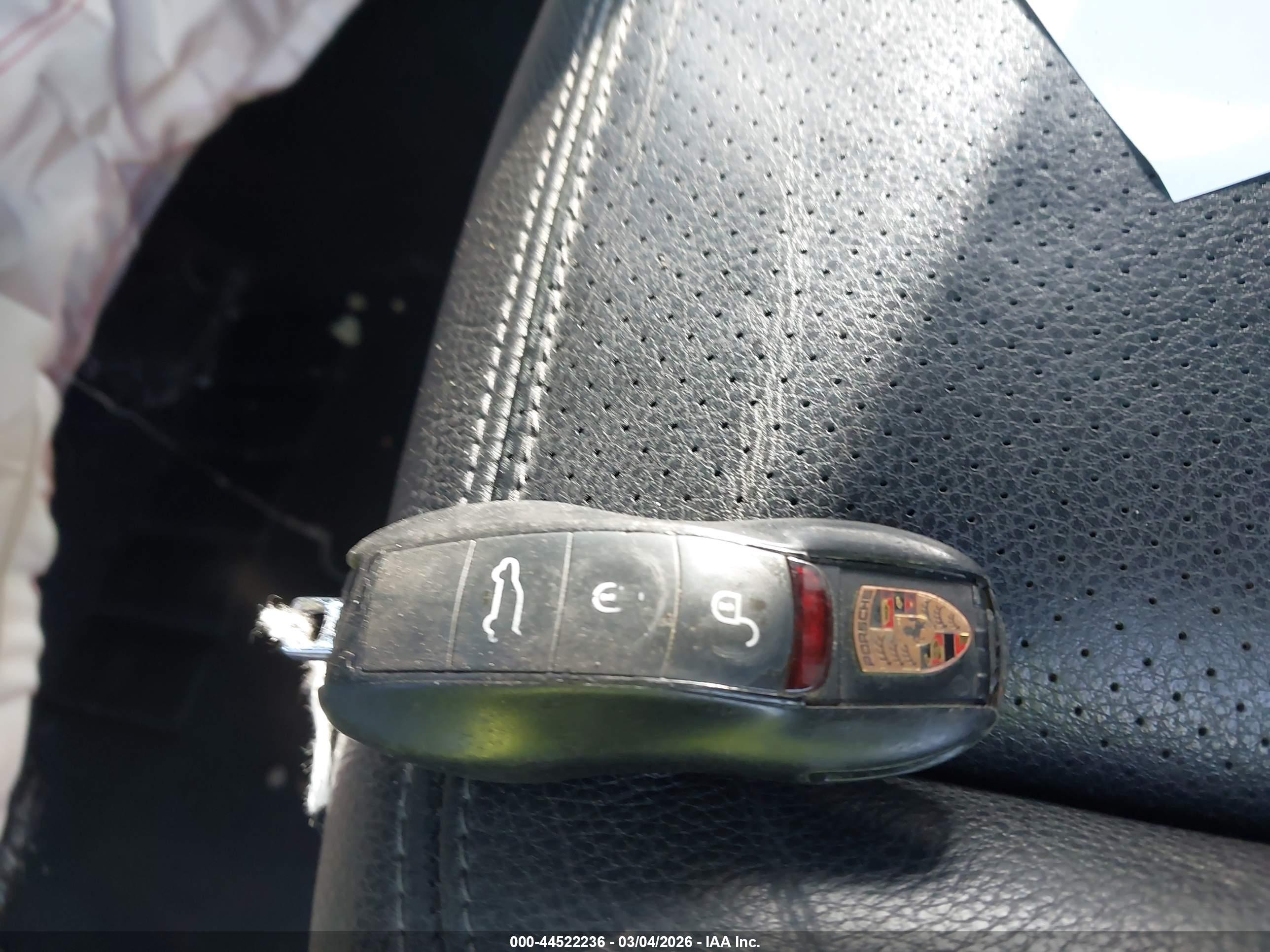 PORSCHE CAYENNE image 11