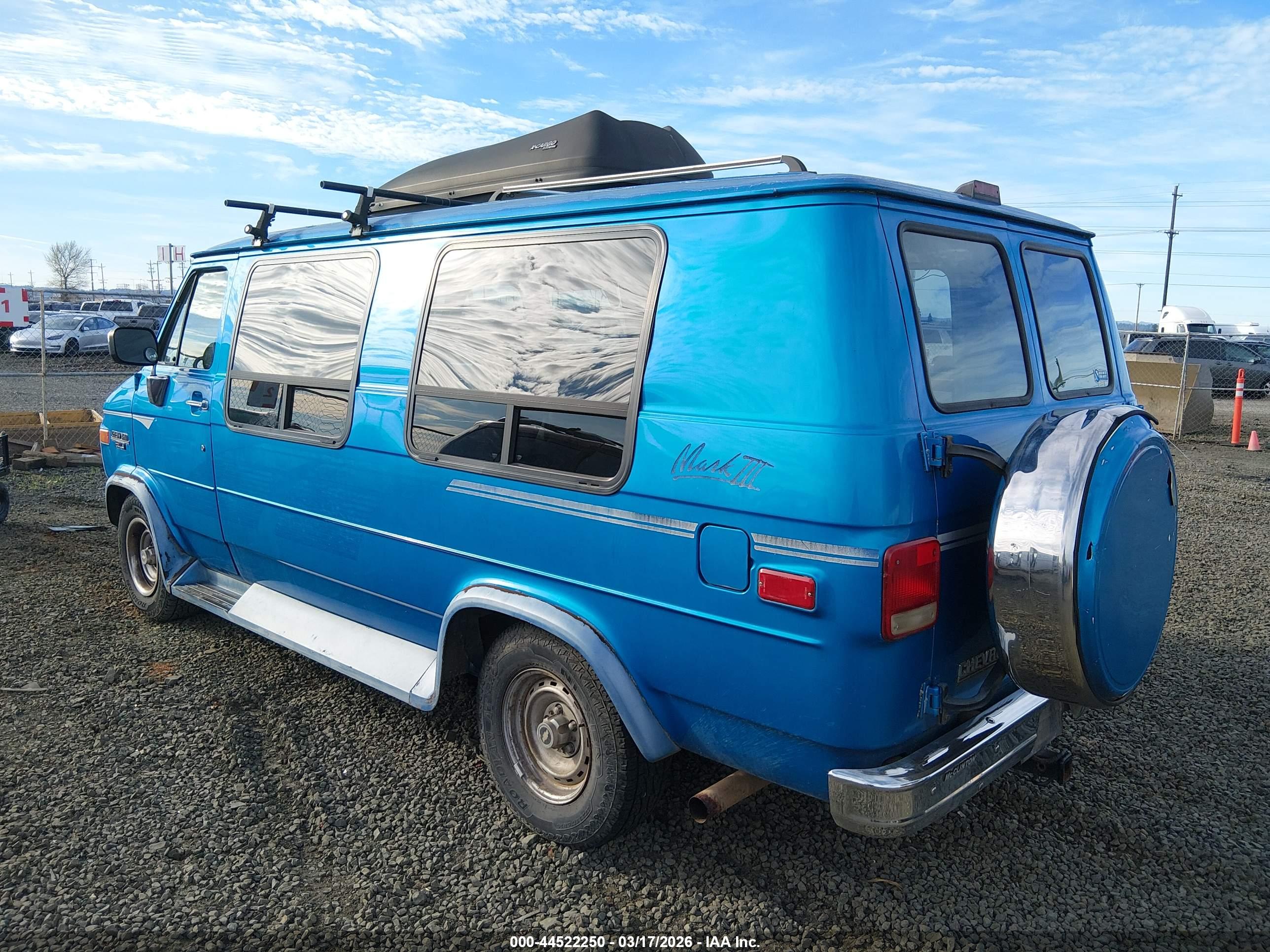 CHEVROLET G20 image 3