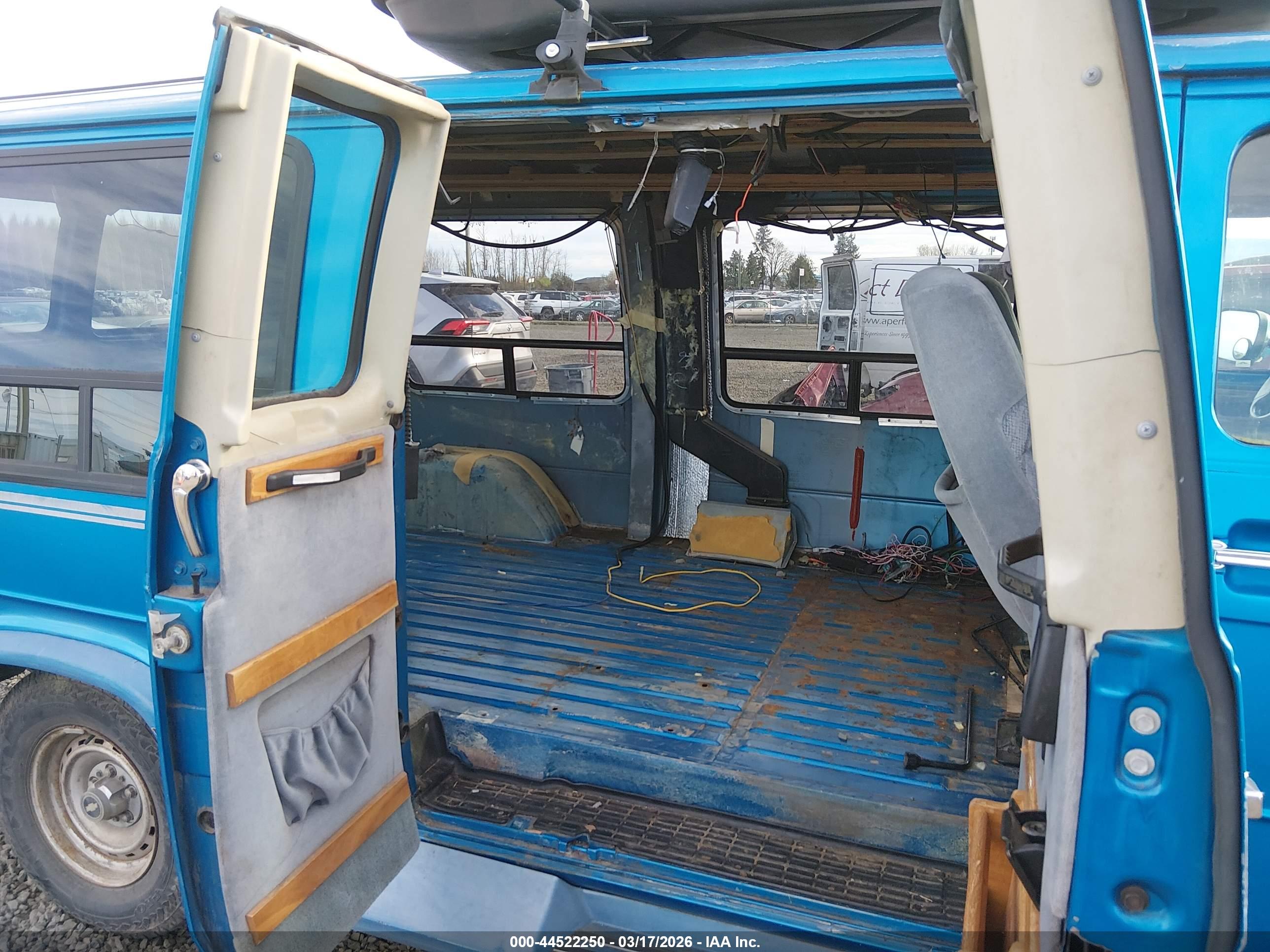 CHEVROLET G20 image 8