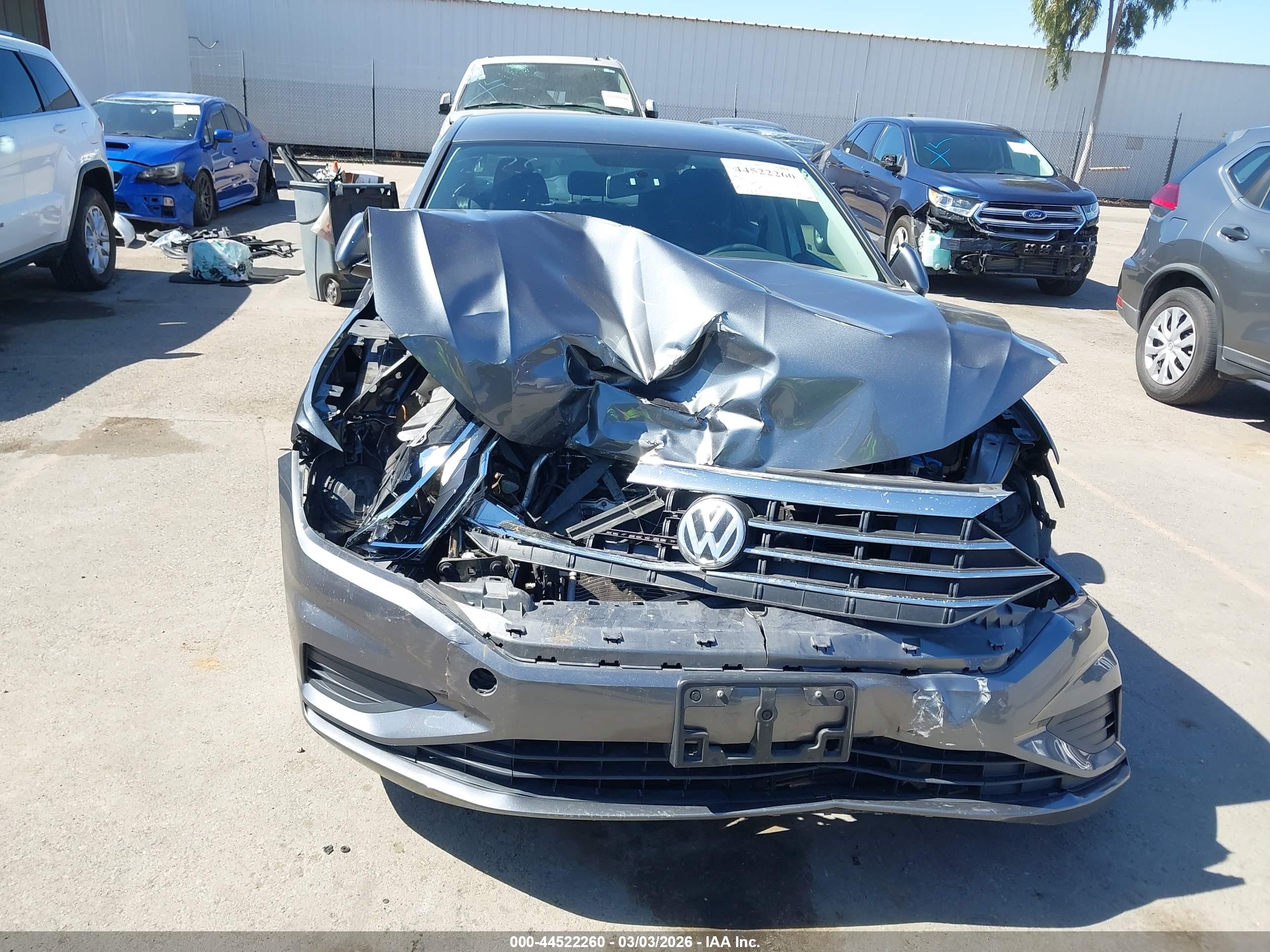 VOLKSWAGEN JETTA image 6