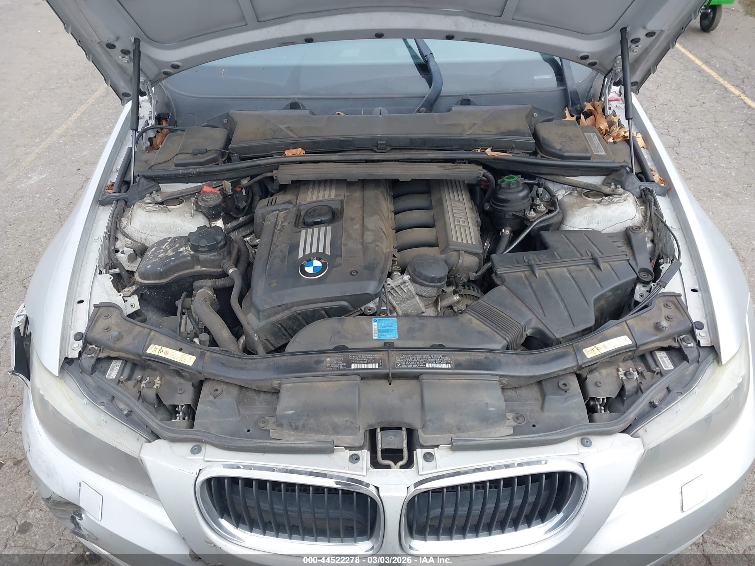 BMW 328I image 10