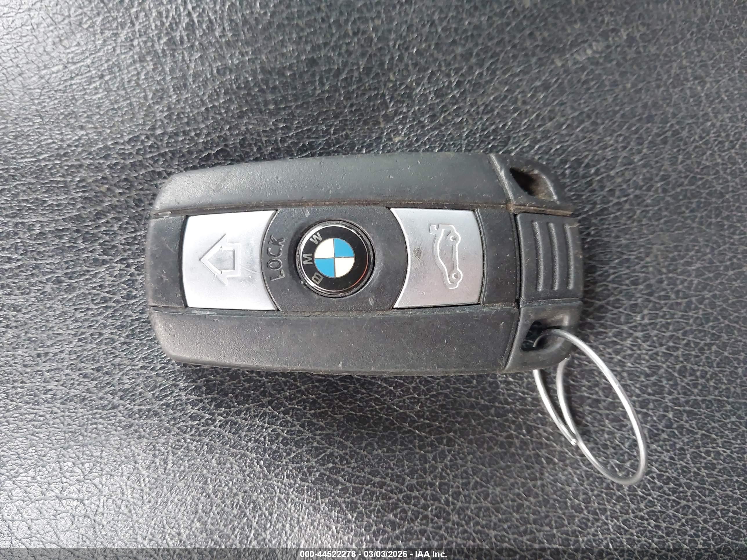 BMW 328I image 11