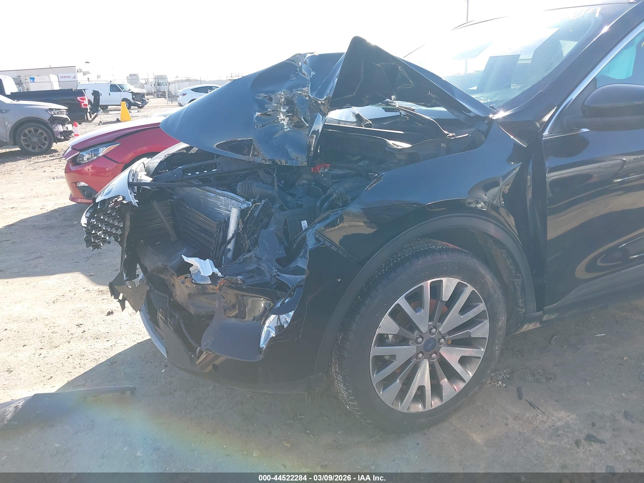 FORD ESCAPE image 6