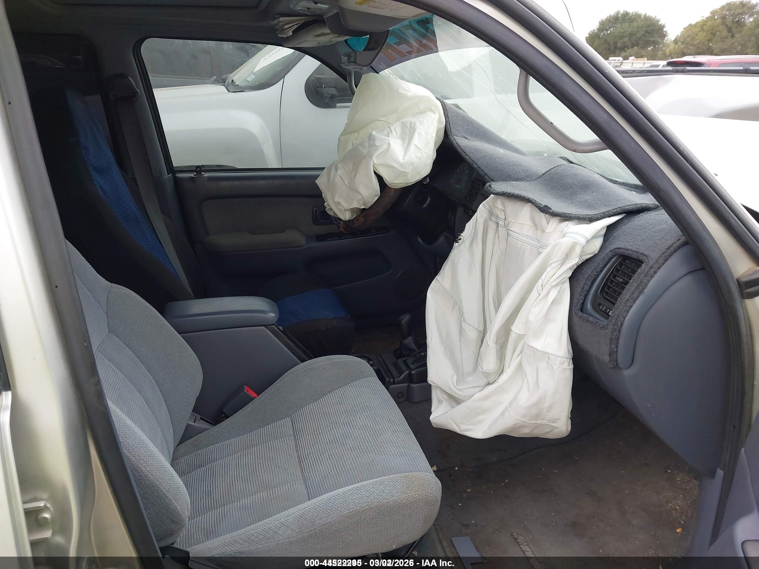 TOYOTA 4RUNNER image 5