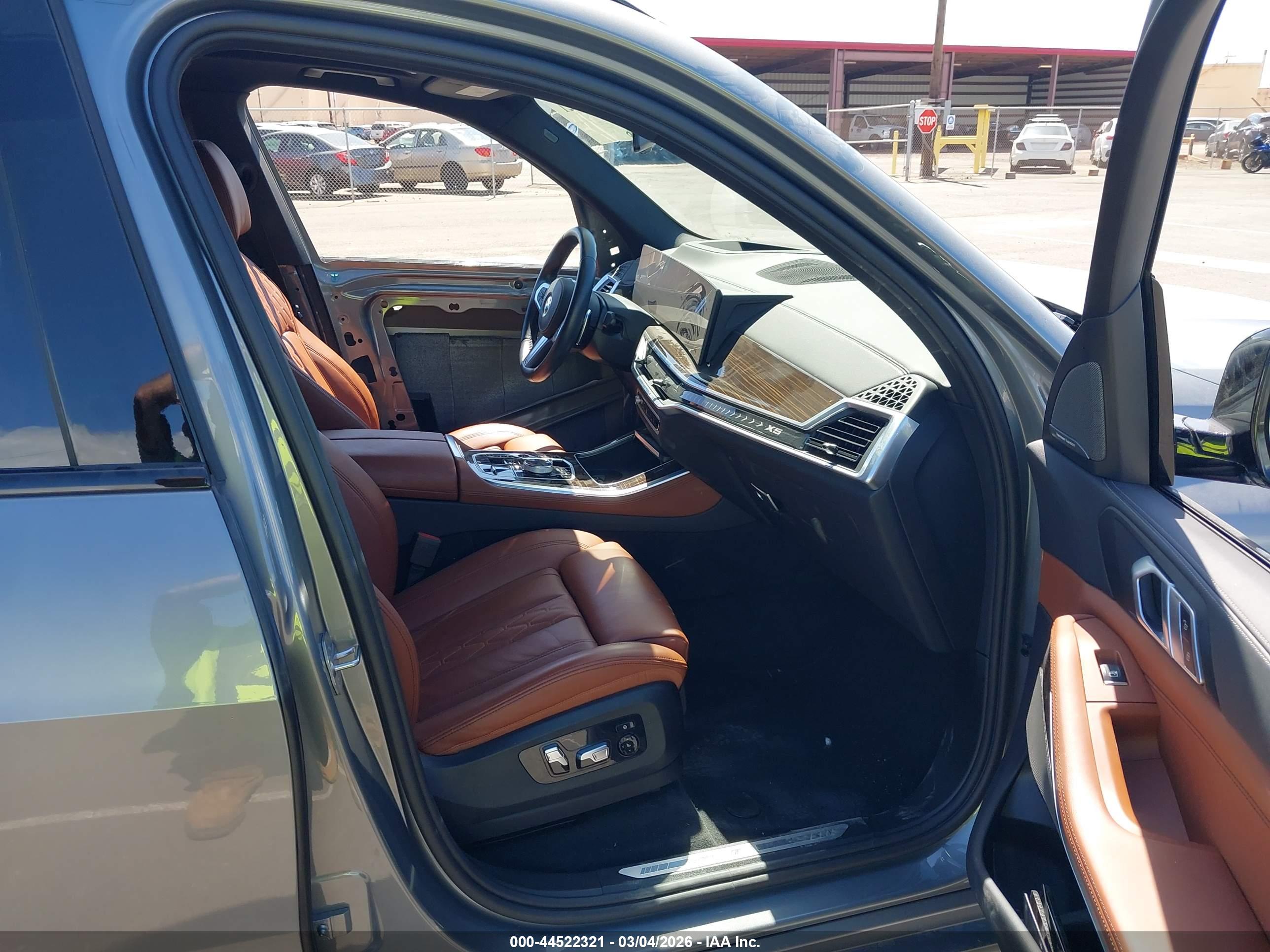 BMW X5 image 5