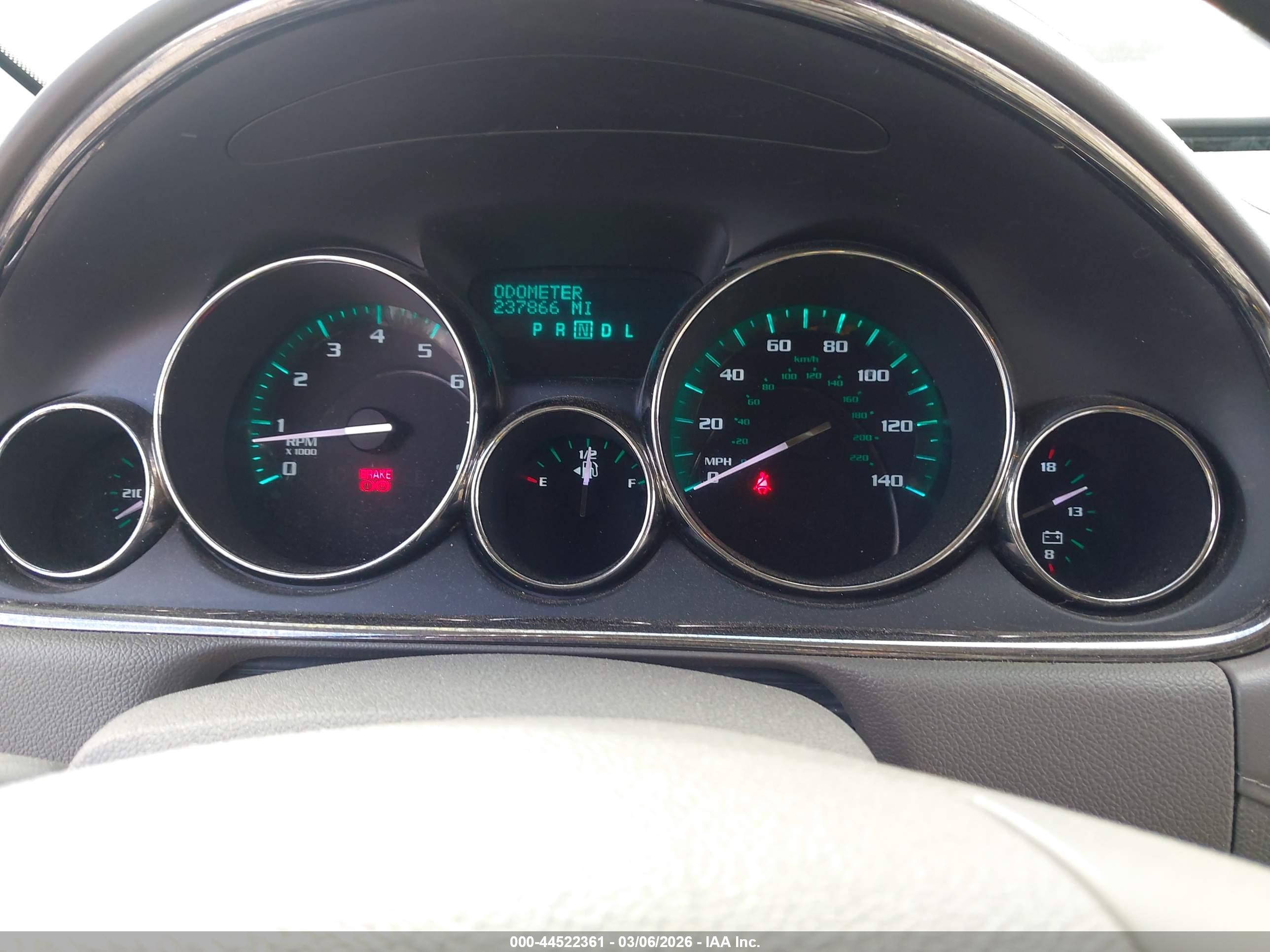 BUICK ENCLAVE image 7