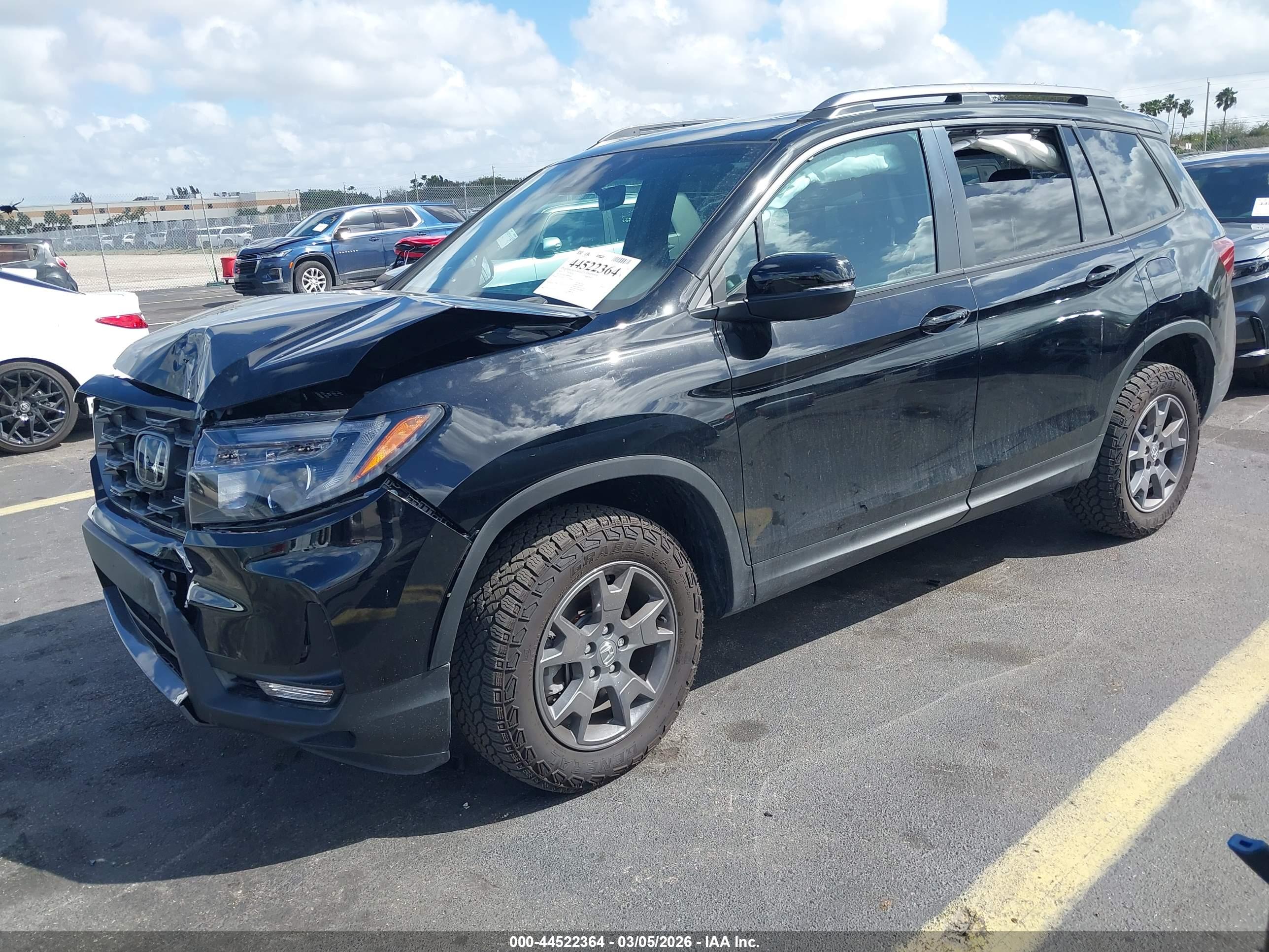 HONDA PASSPORT image 2