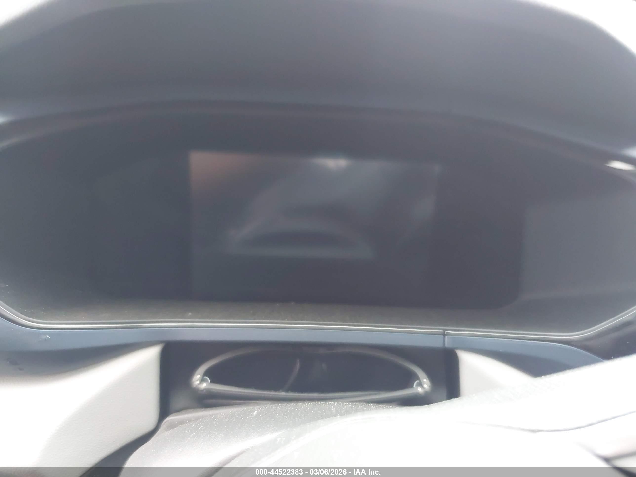 VOLKSWAGEN TAOS image 7