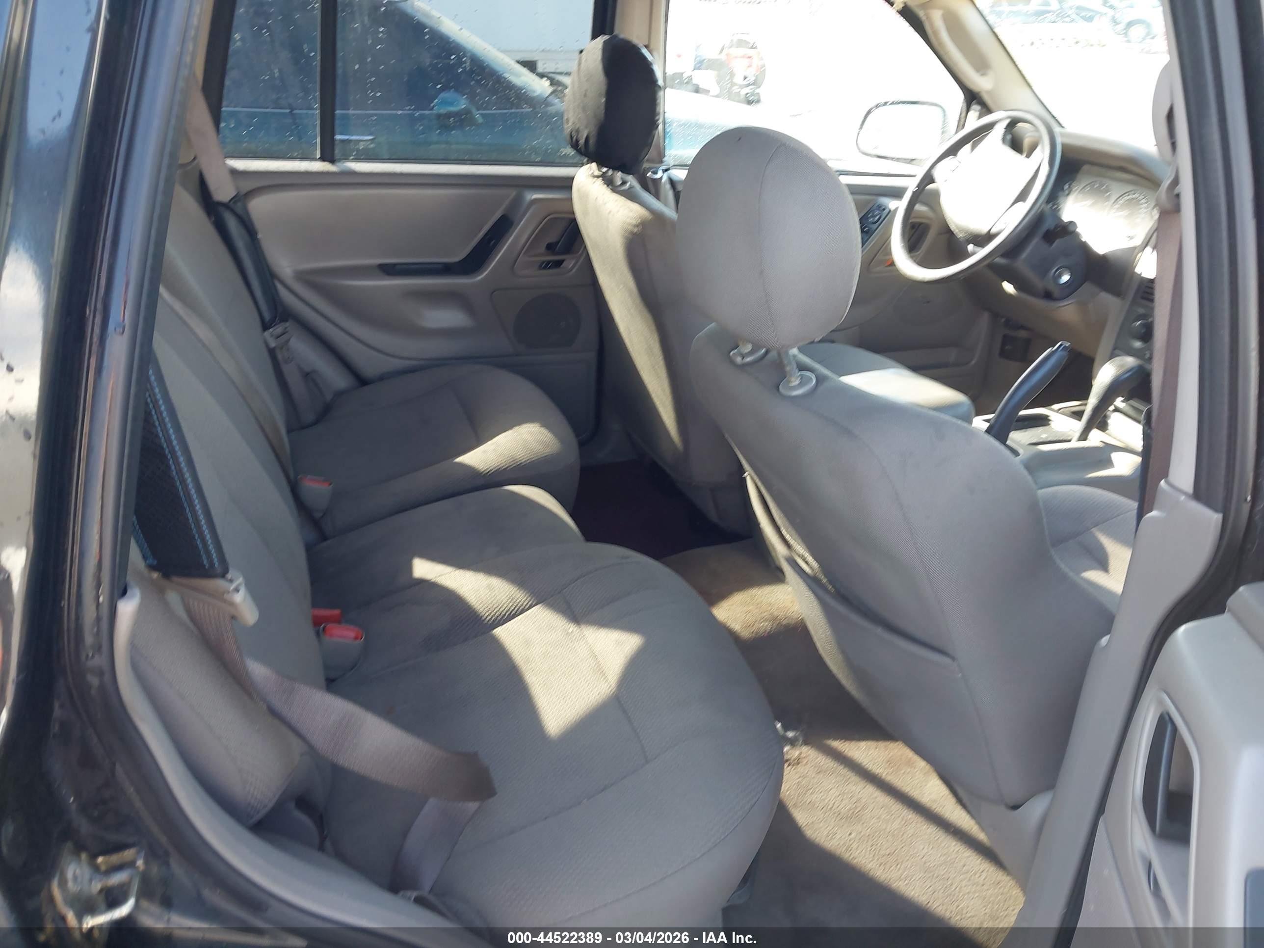 JEEP GRAND image 8