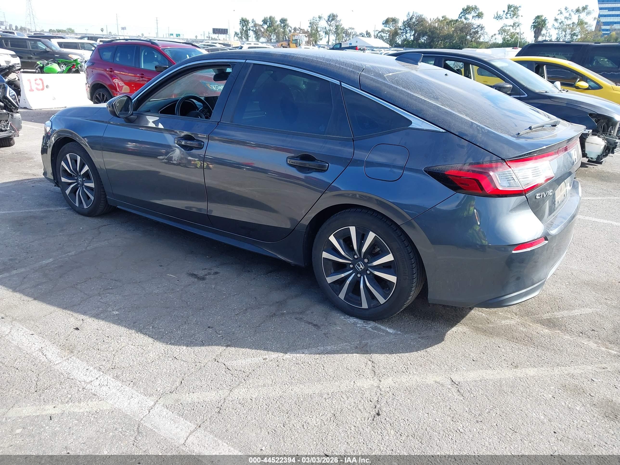 HONDA CIVIC image 3