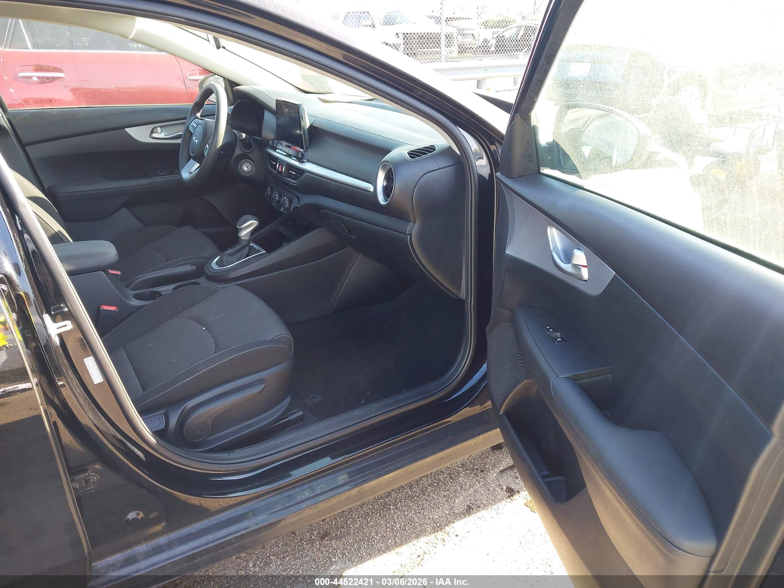 KIA FORTE image 5