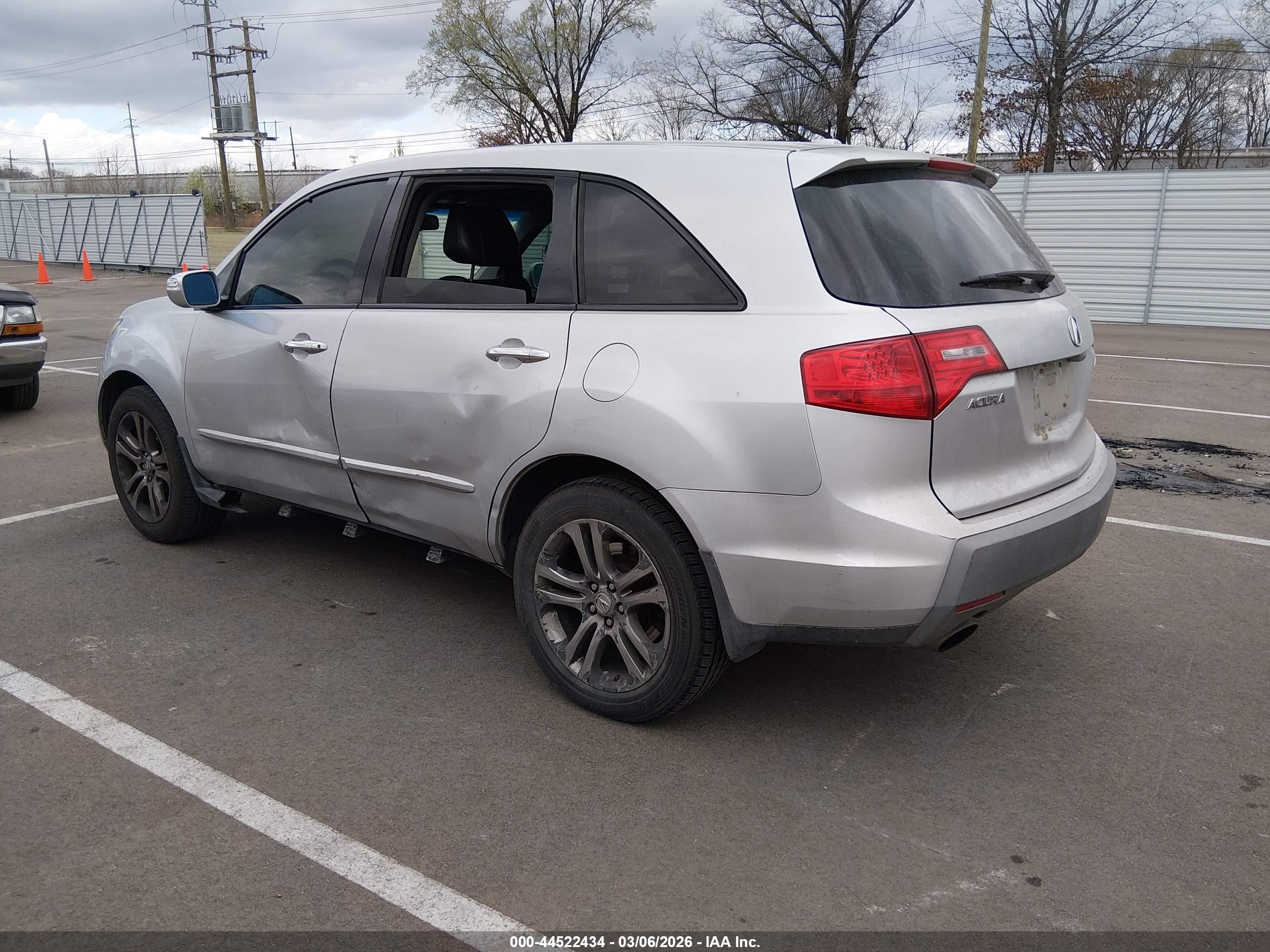 ACURA MDX image 3
