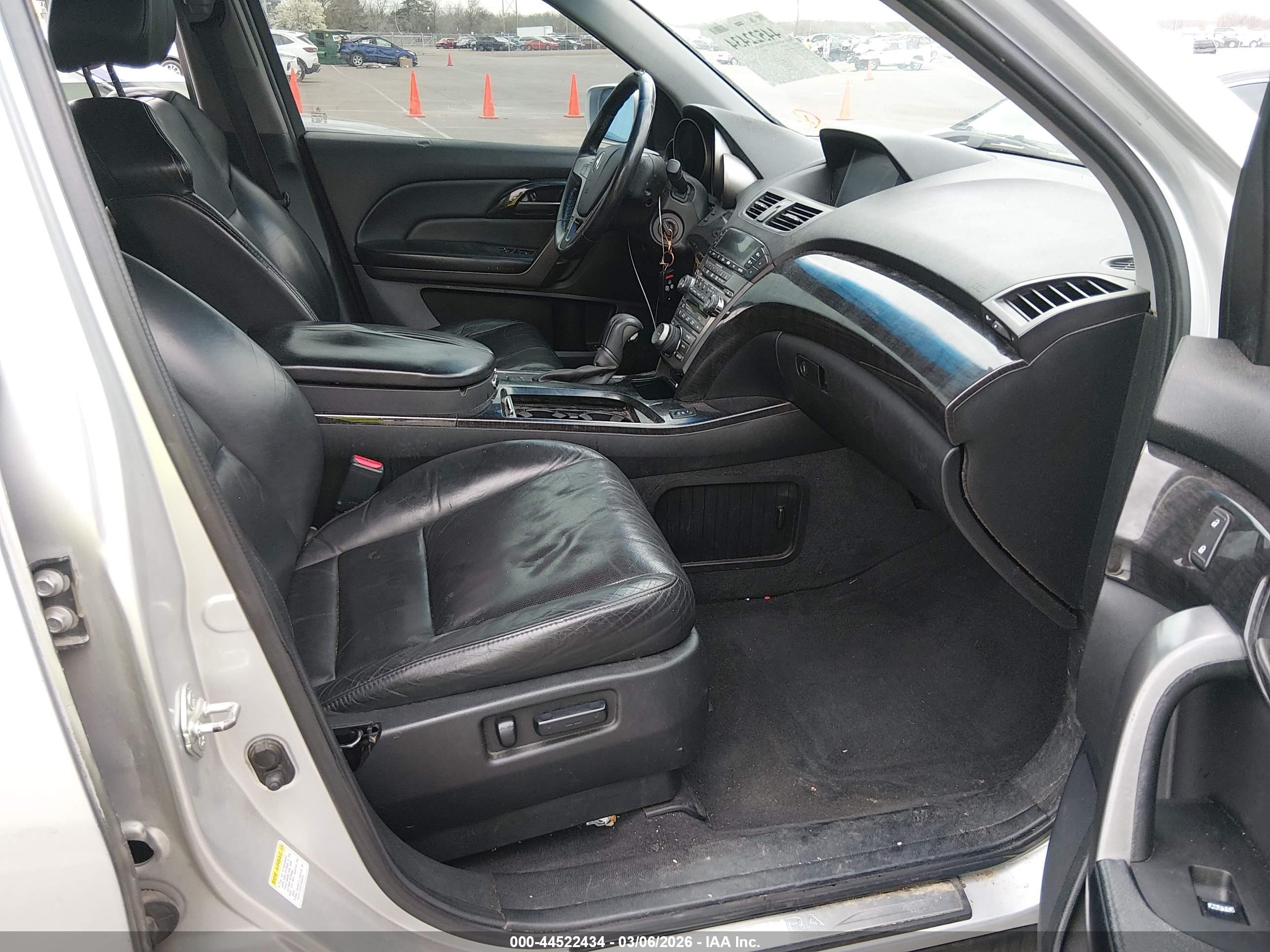ACURA MDX image 5