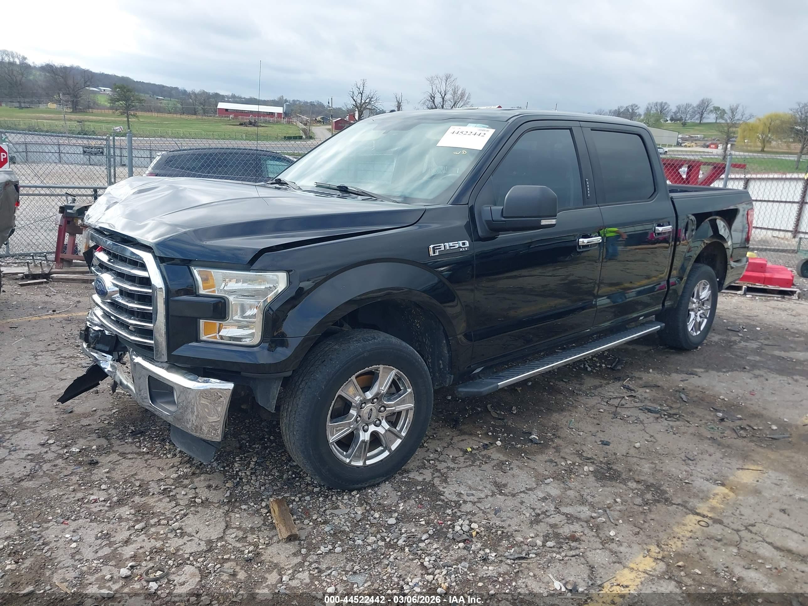 FORD F-150 image 2