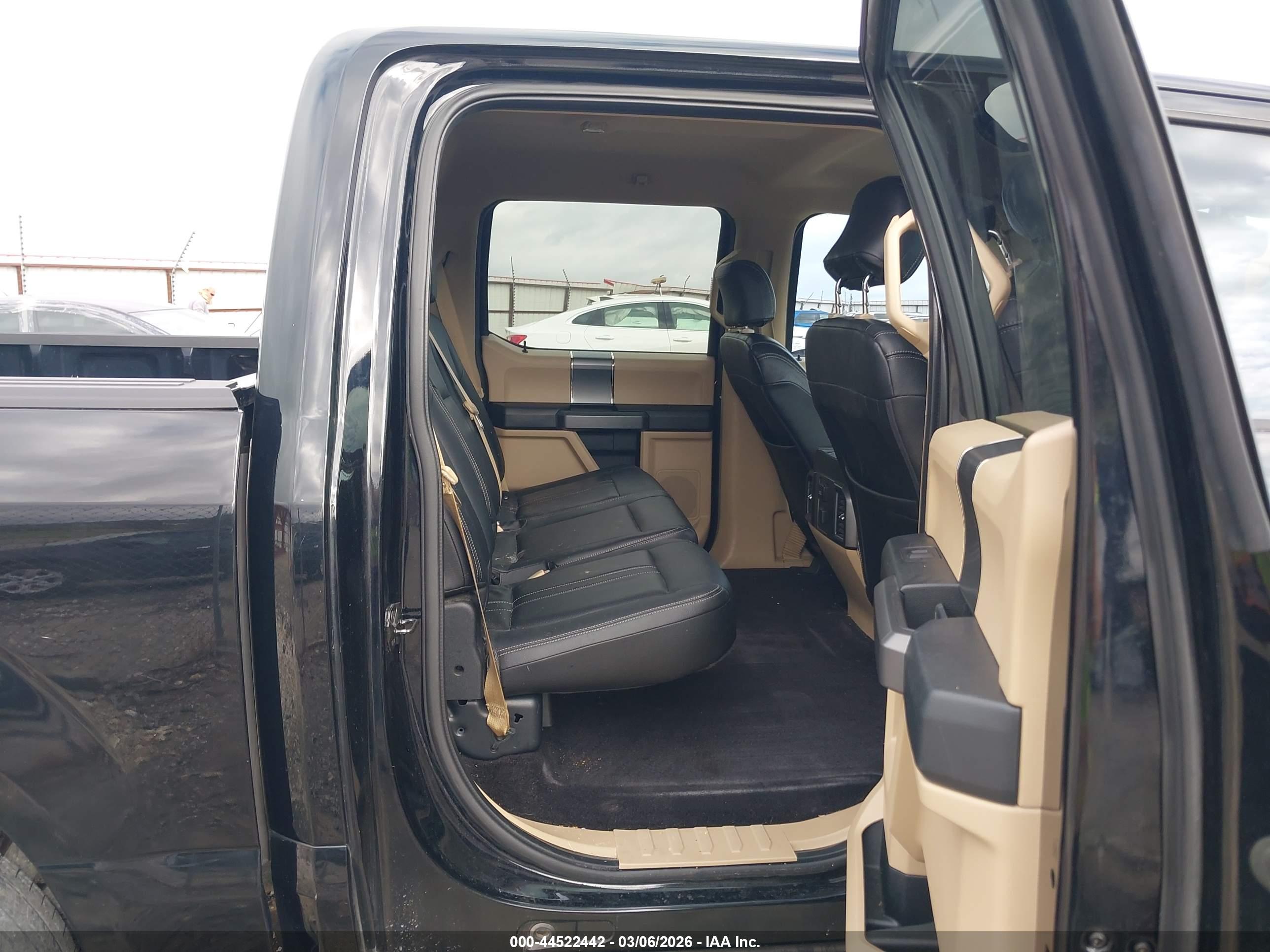 FORD F-150 image 8