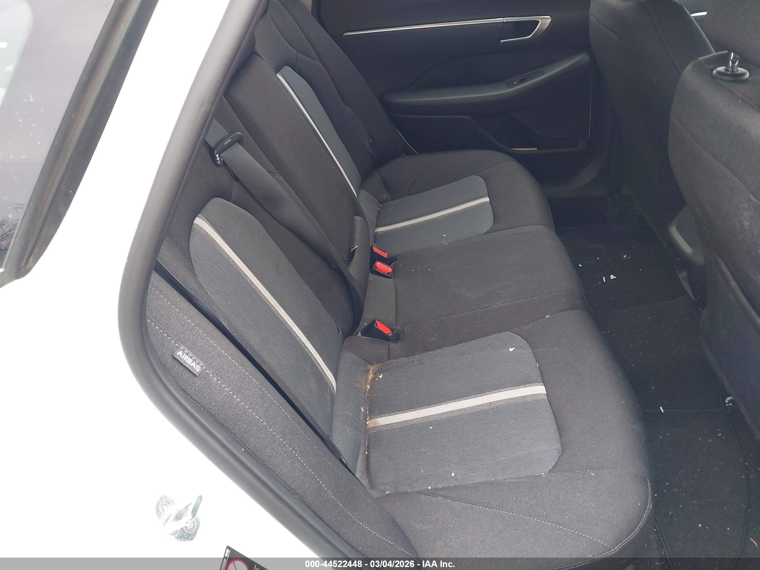 HYUNDAI SONATA image 8