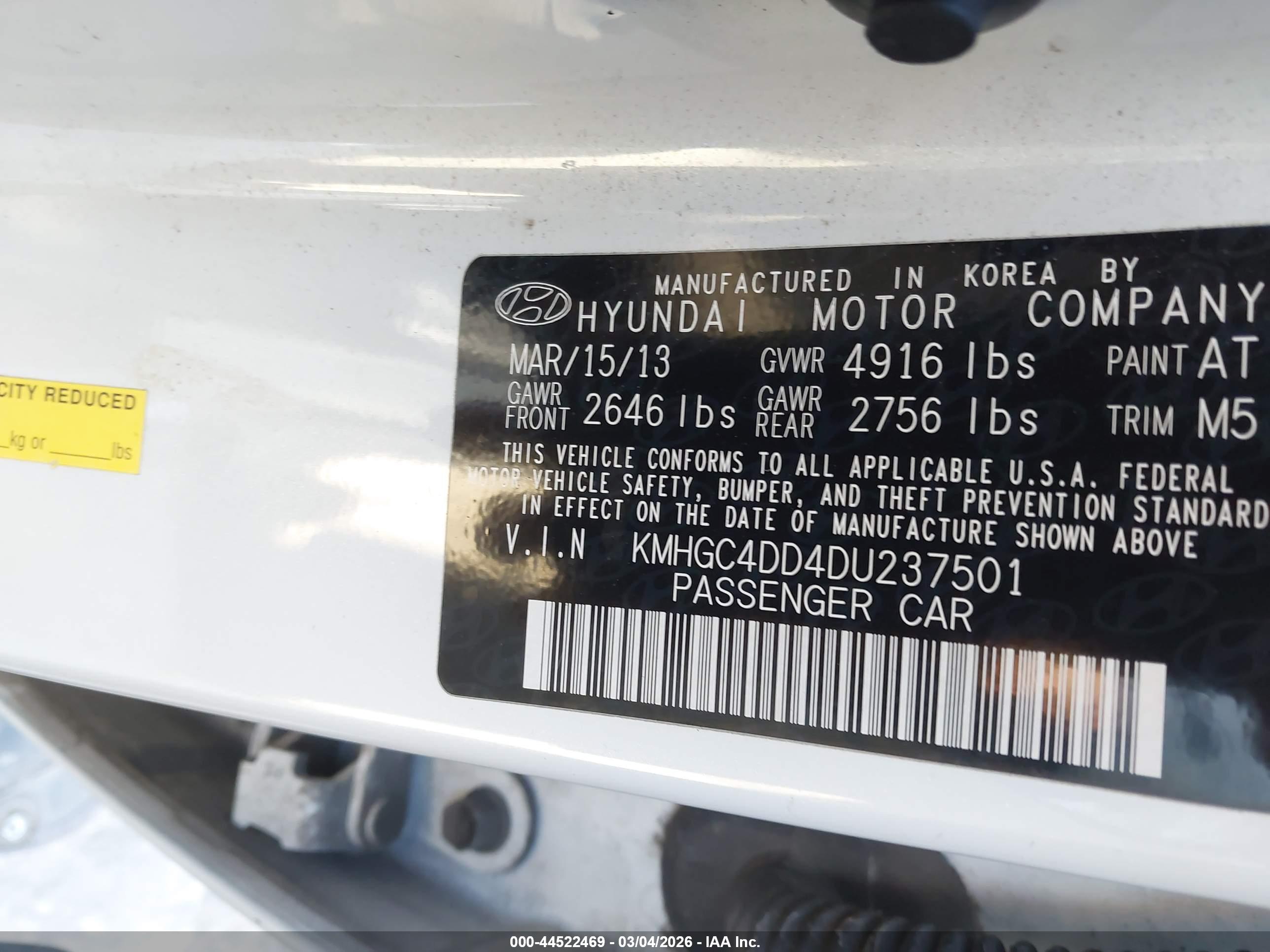 HYUNDAI GENESIS image 9