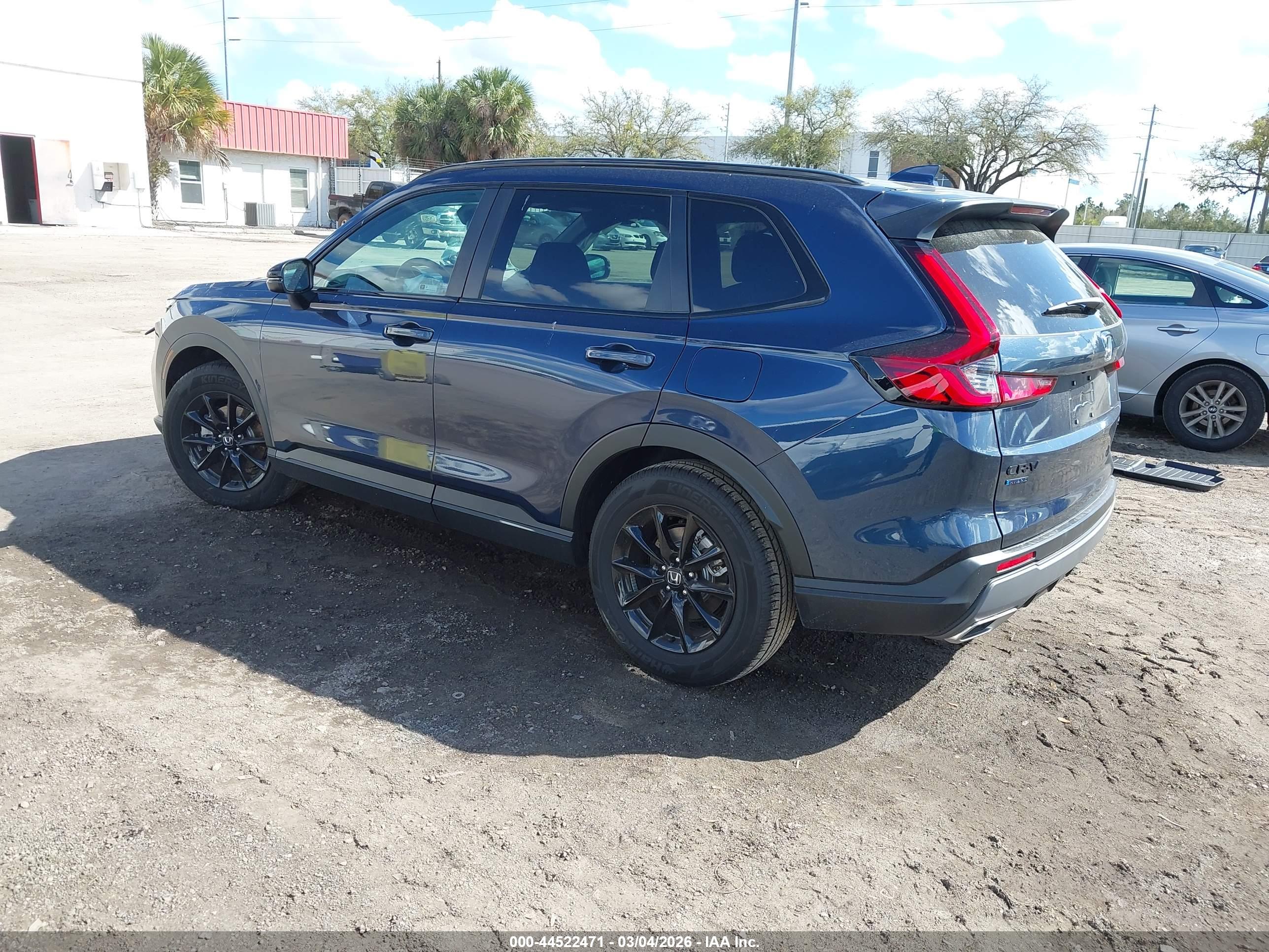 HONDA CR-V image 3