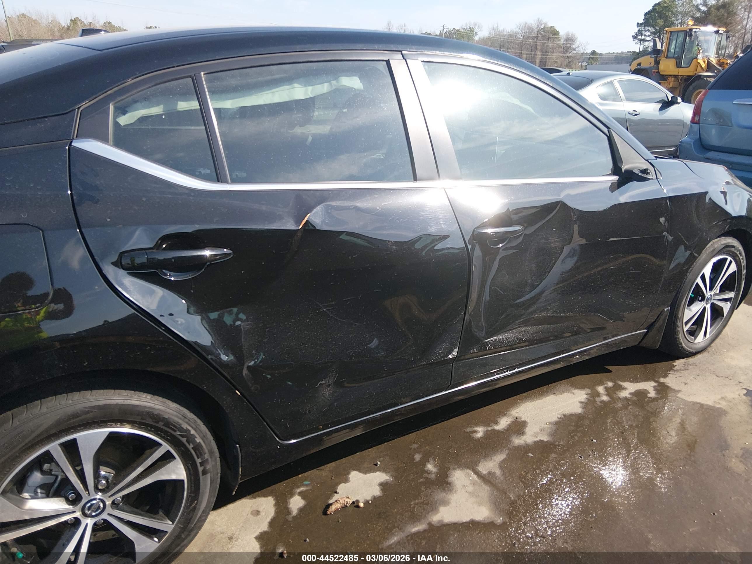 NISSAN SENTRA image 6