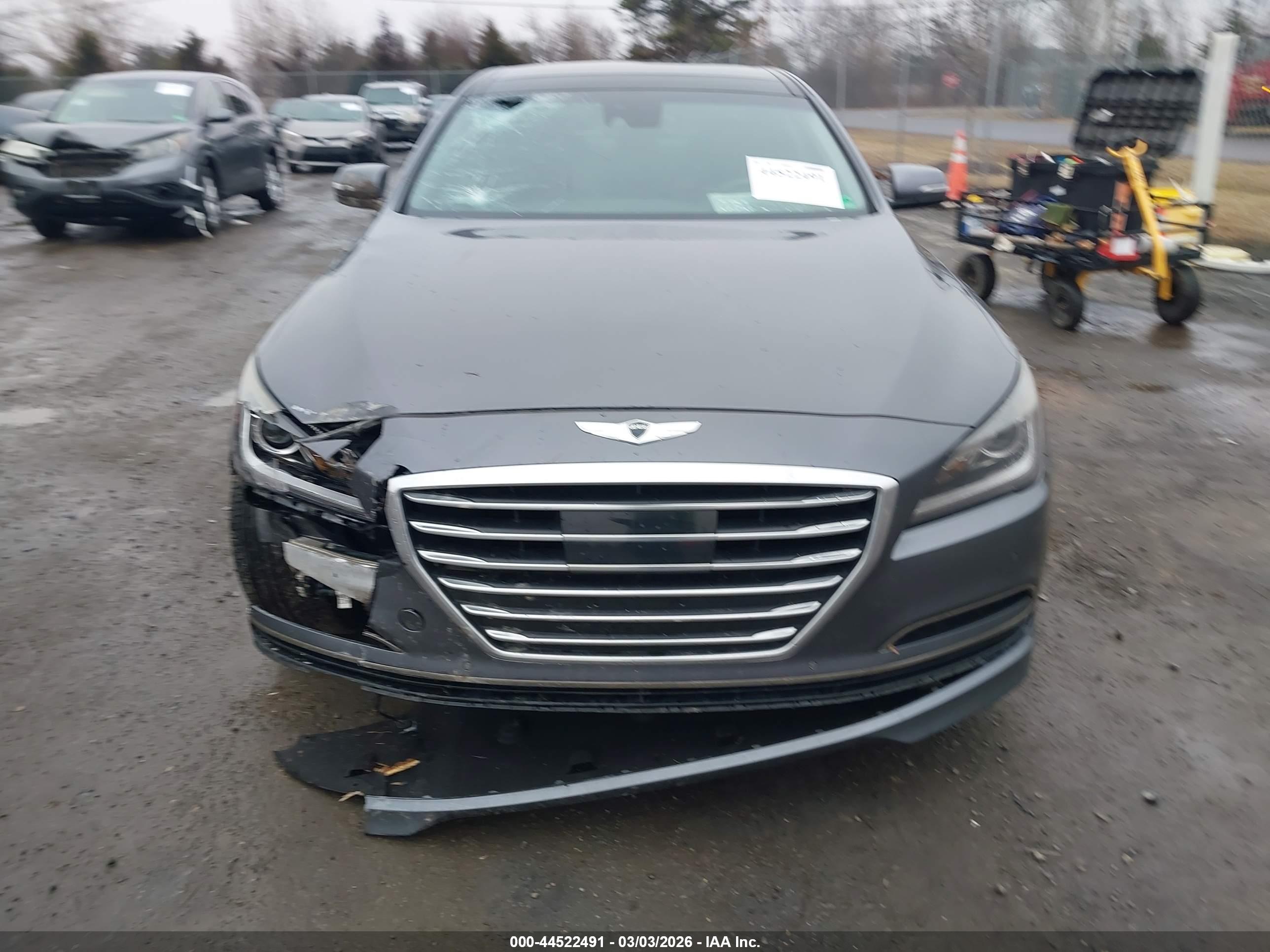 HYUNDAI GENESIS image 6