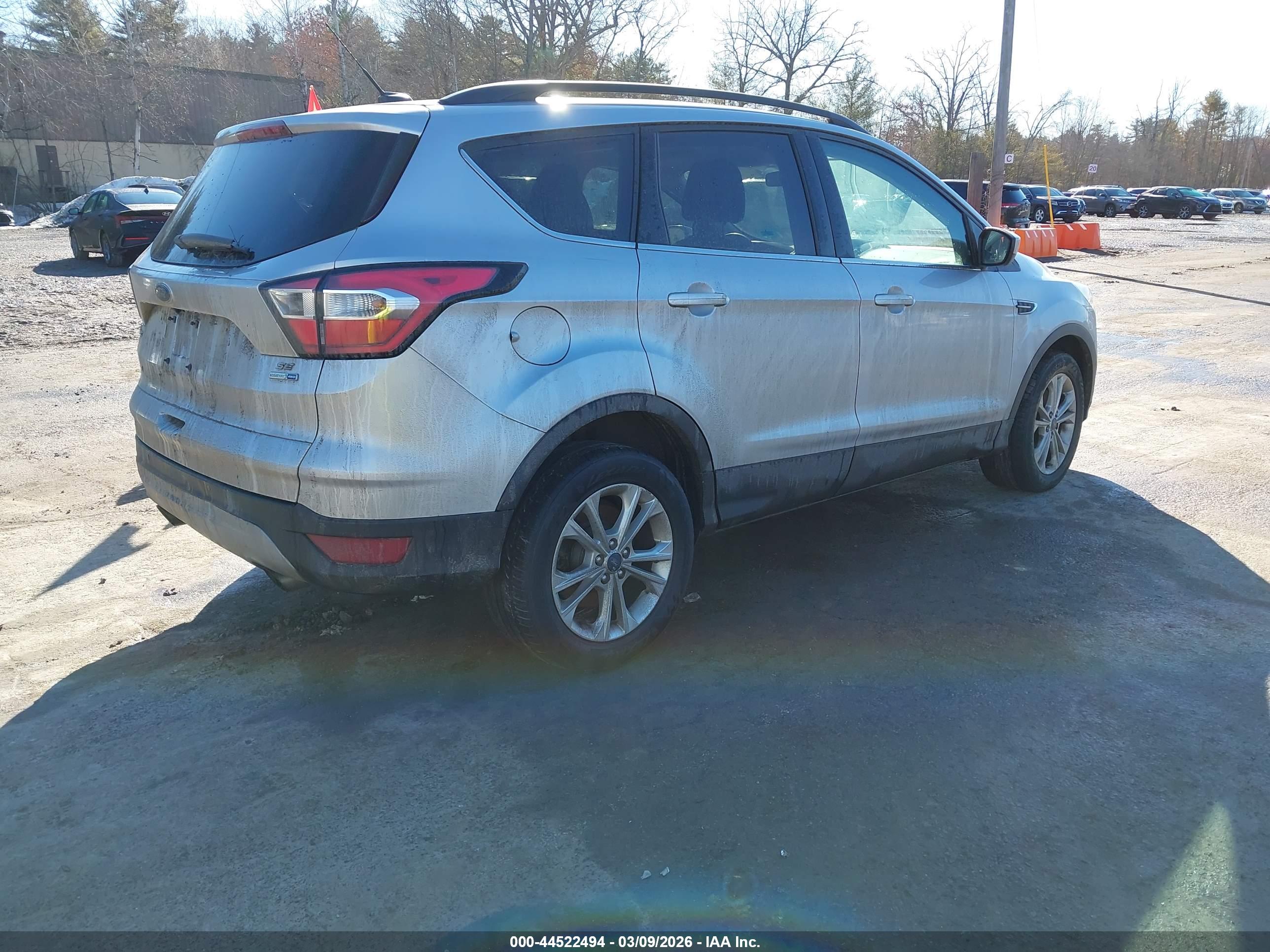 FORD ESCAPE image 4