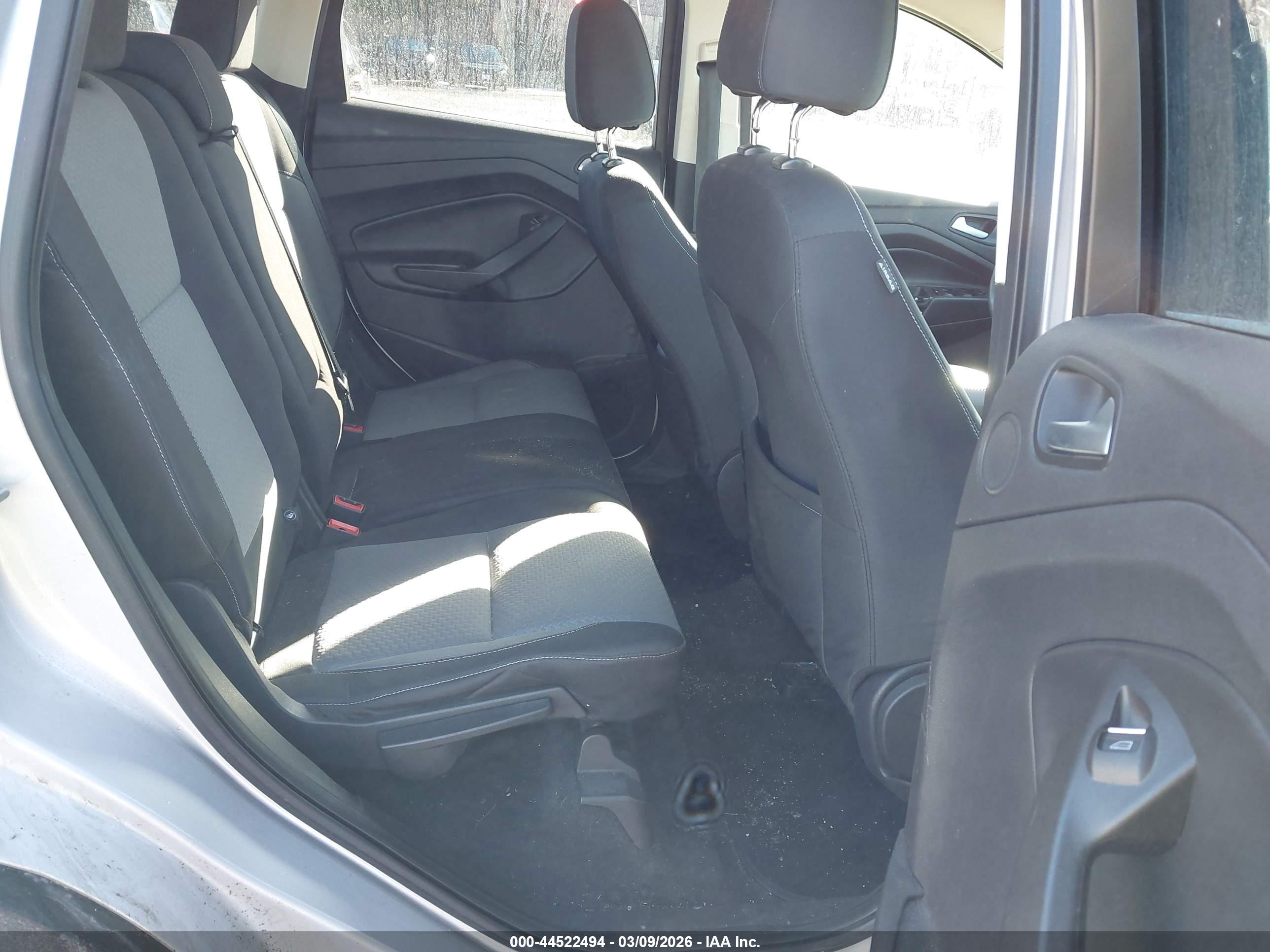 FORD ESCAPE image 8