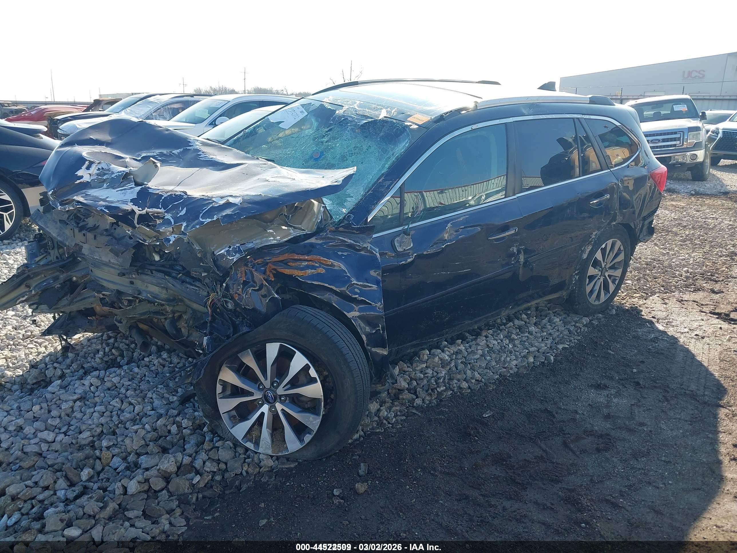 SUBARU OUTBACK image 2