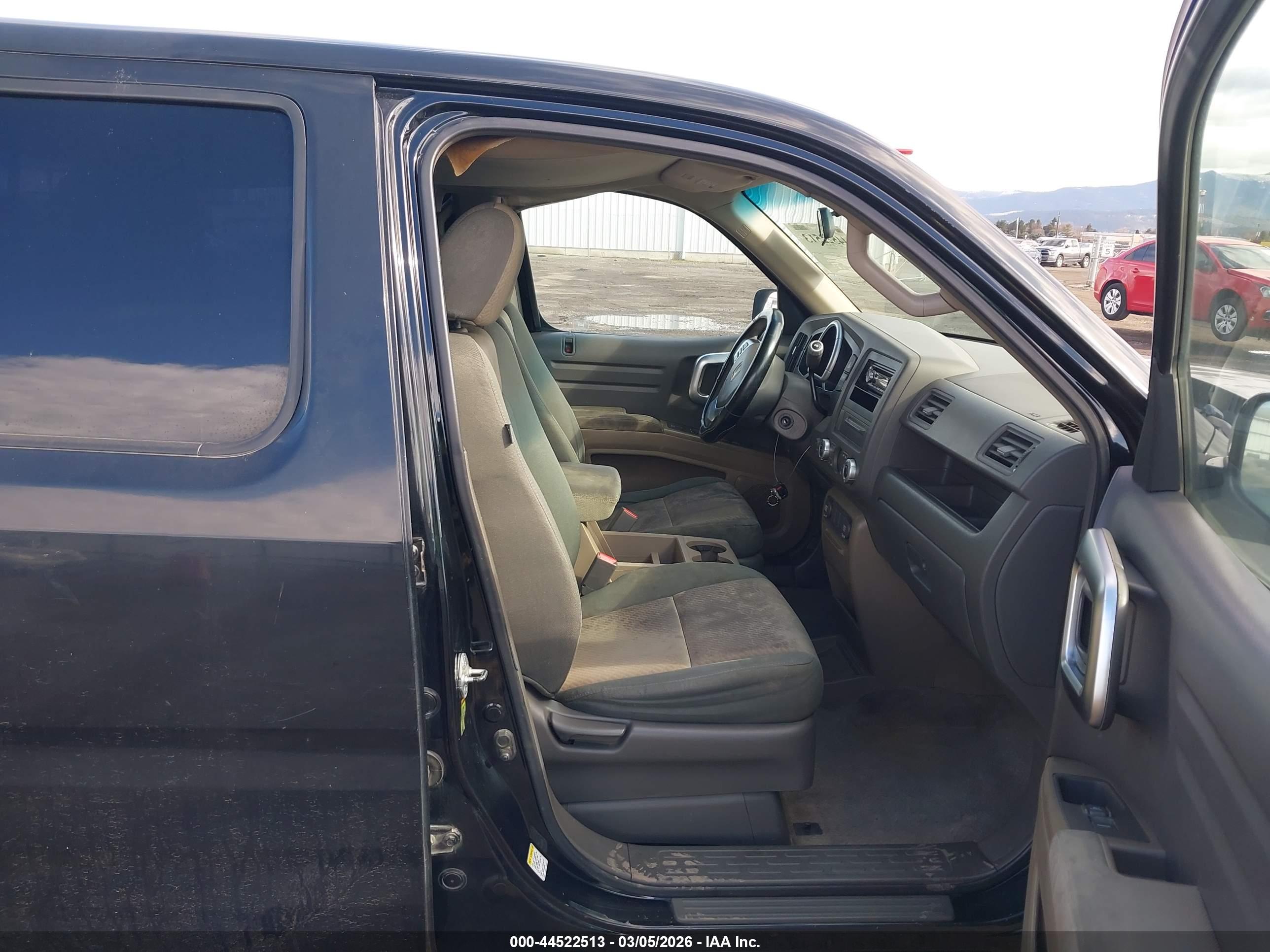HONDA RIDGELINE image 5
