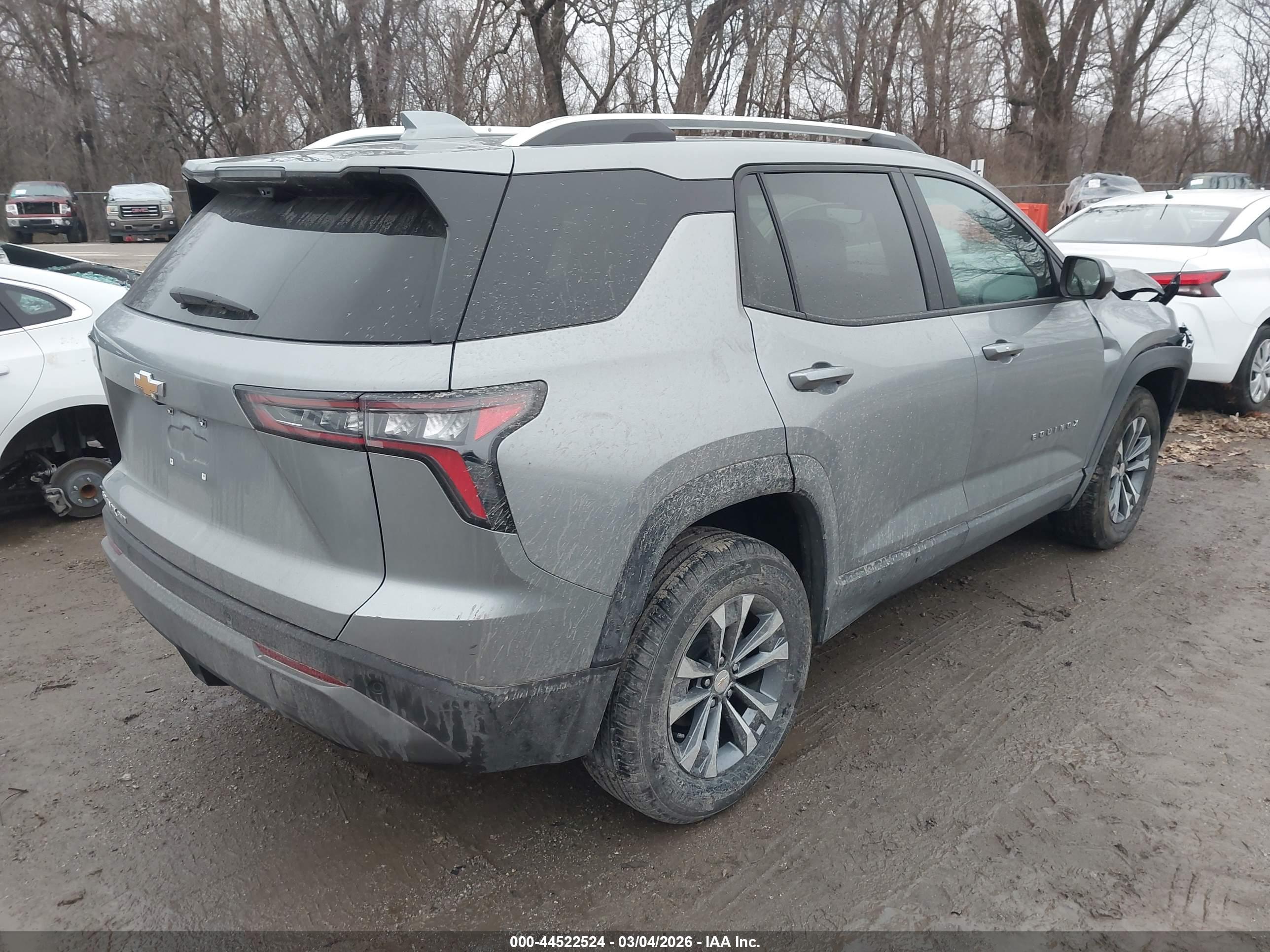 CHEVROLET EQUINOX image 4