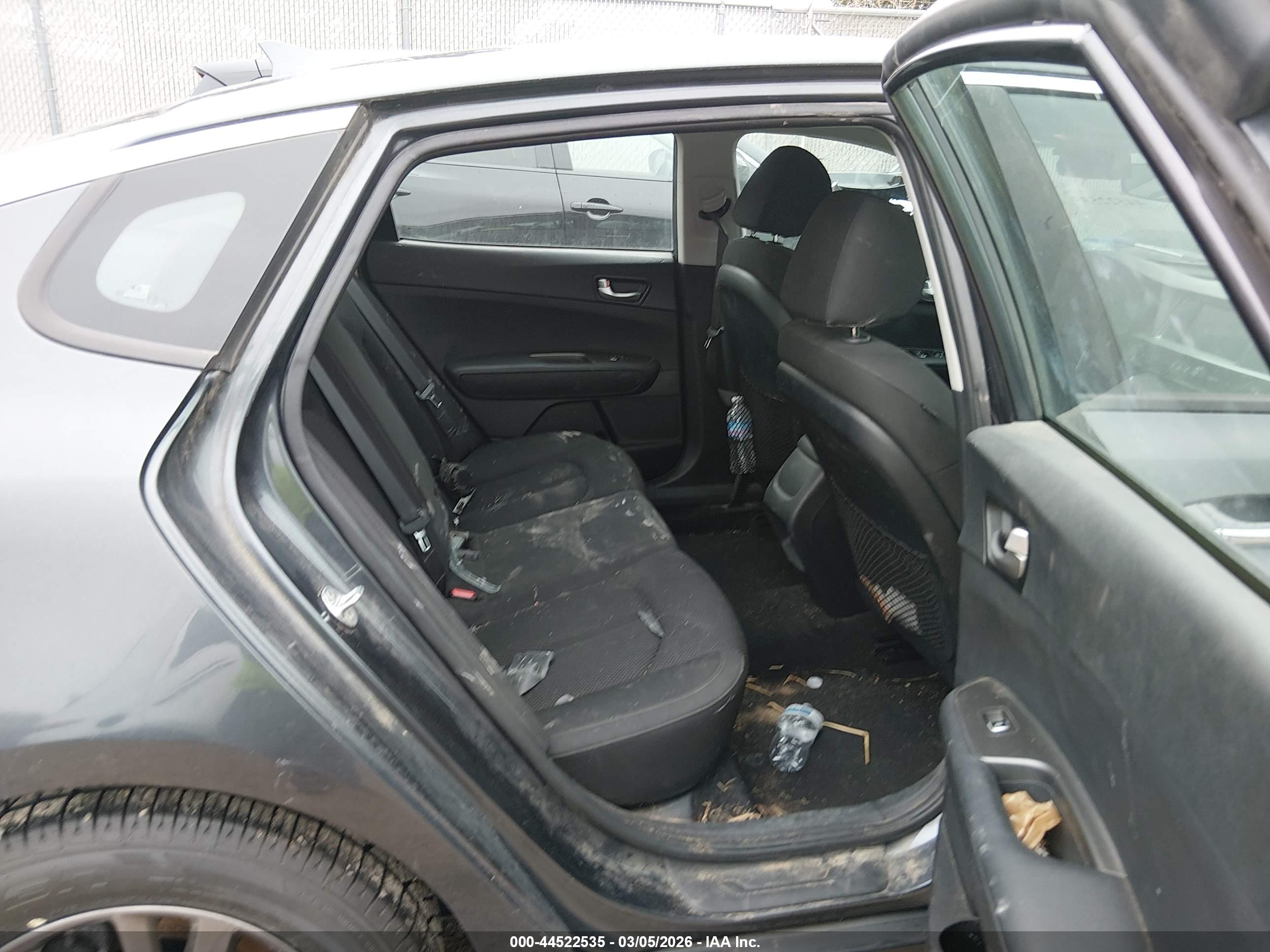 KIA OPTIMA image 8