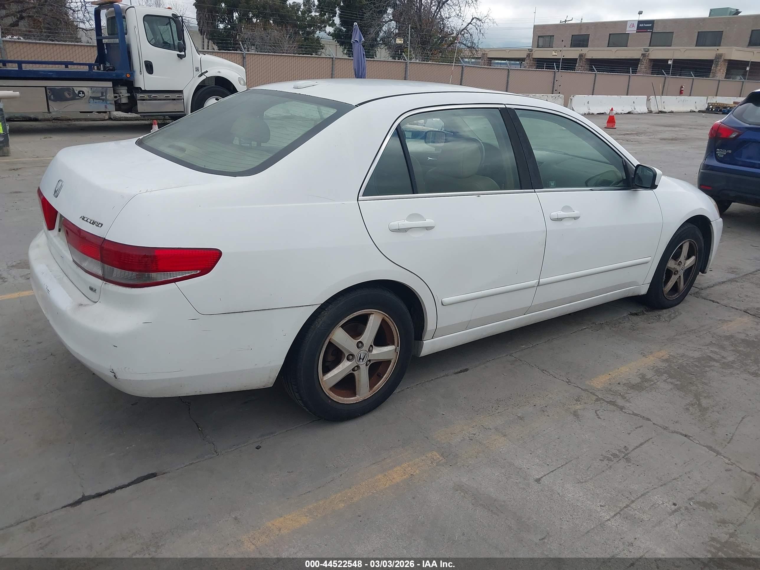 HONDA ACCORD image 4