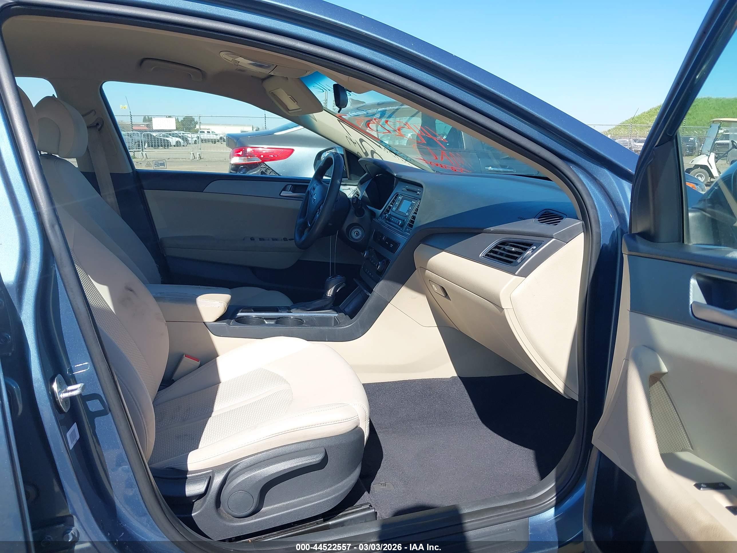 HYUNDAI SONATA image 5