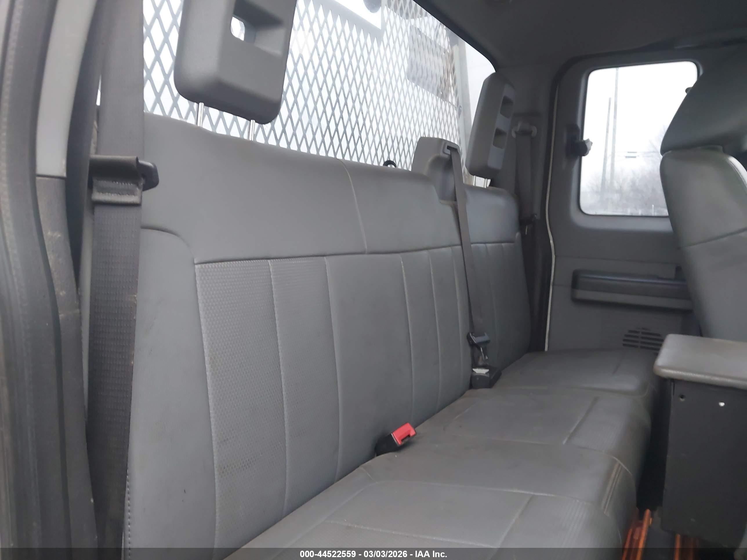 FORD F-350 image 8