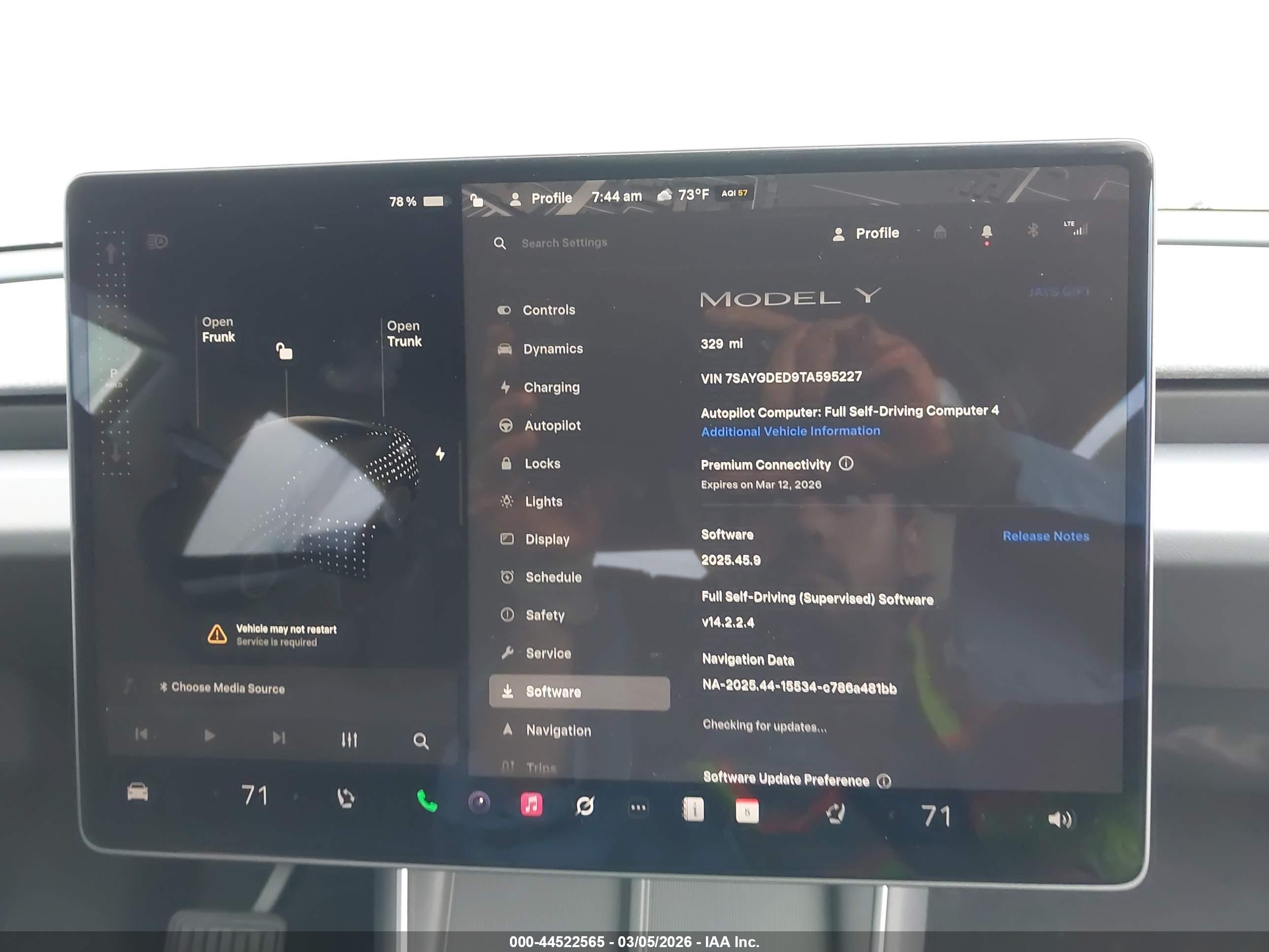 TESLA MODEL image 7
