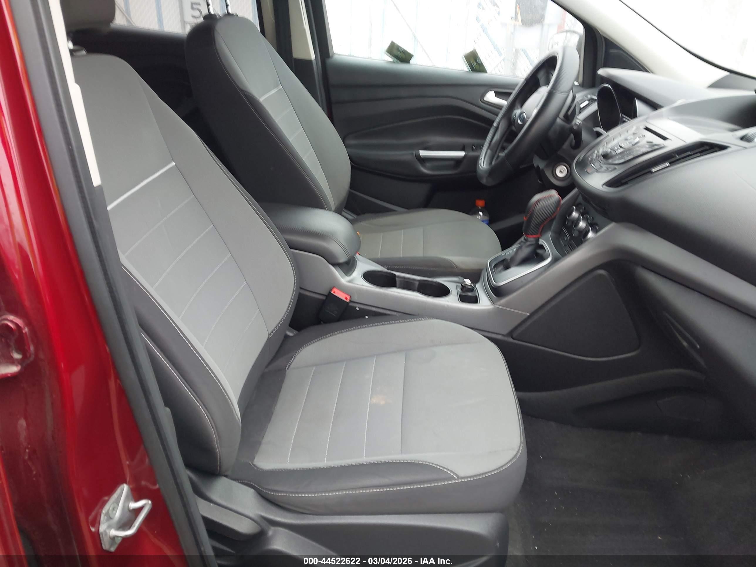 FORD ESCAPE image 5