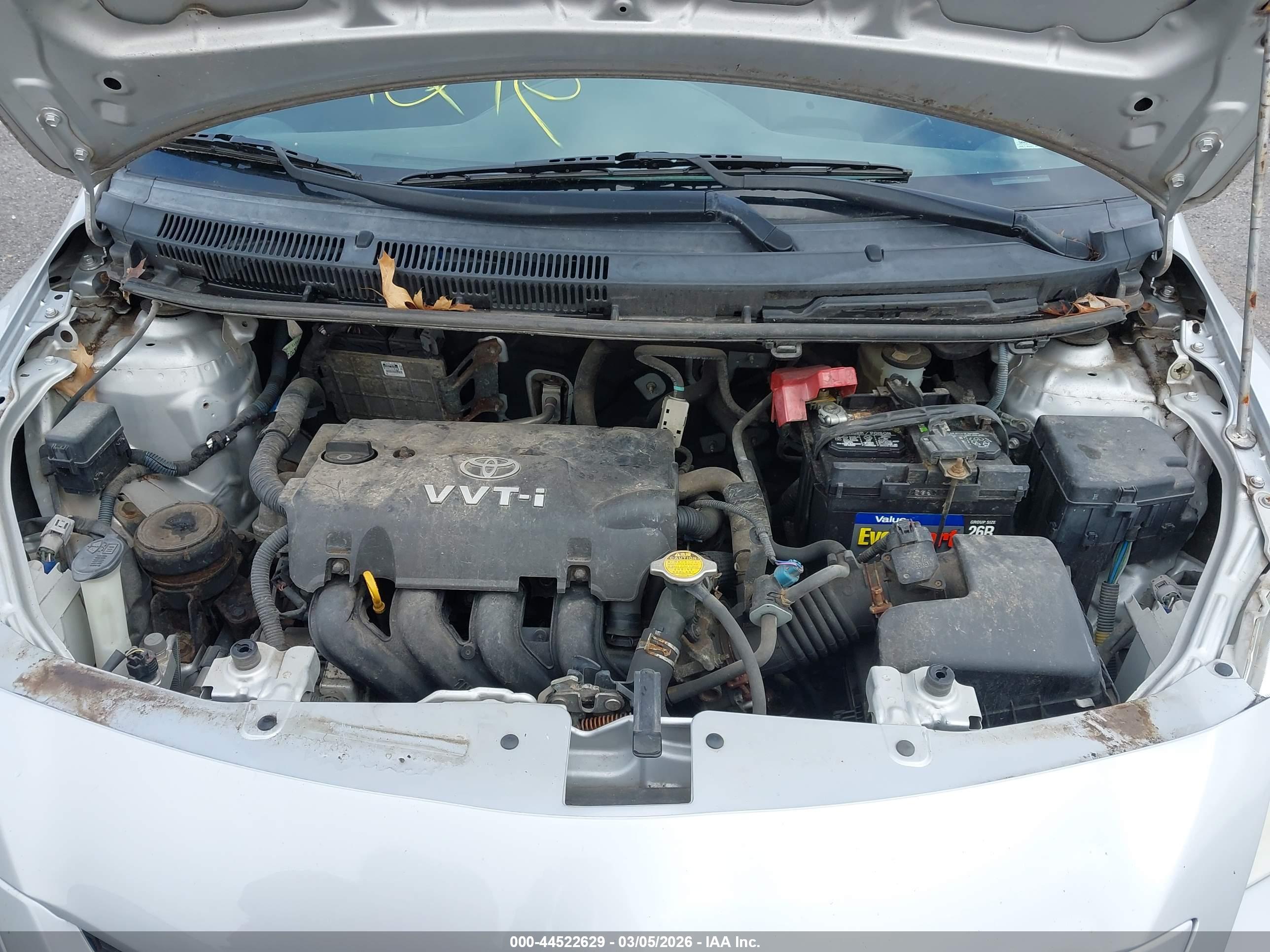 TOYOTA YARIS image 10