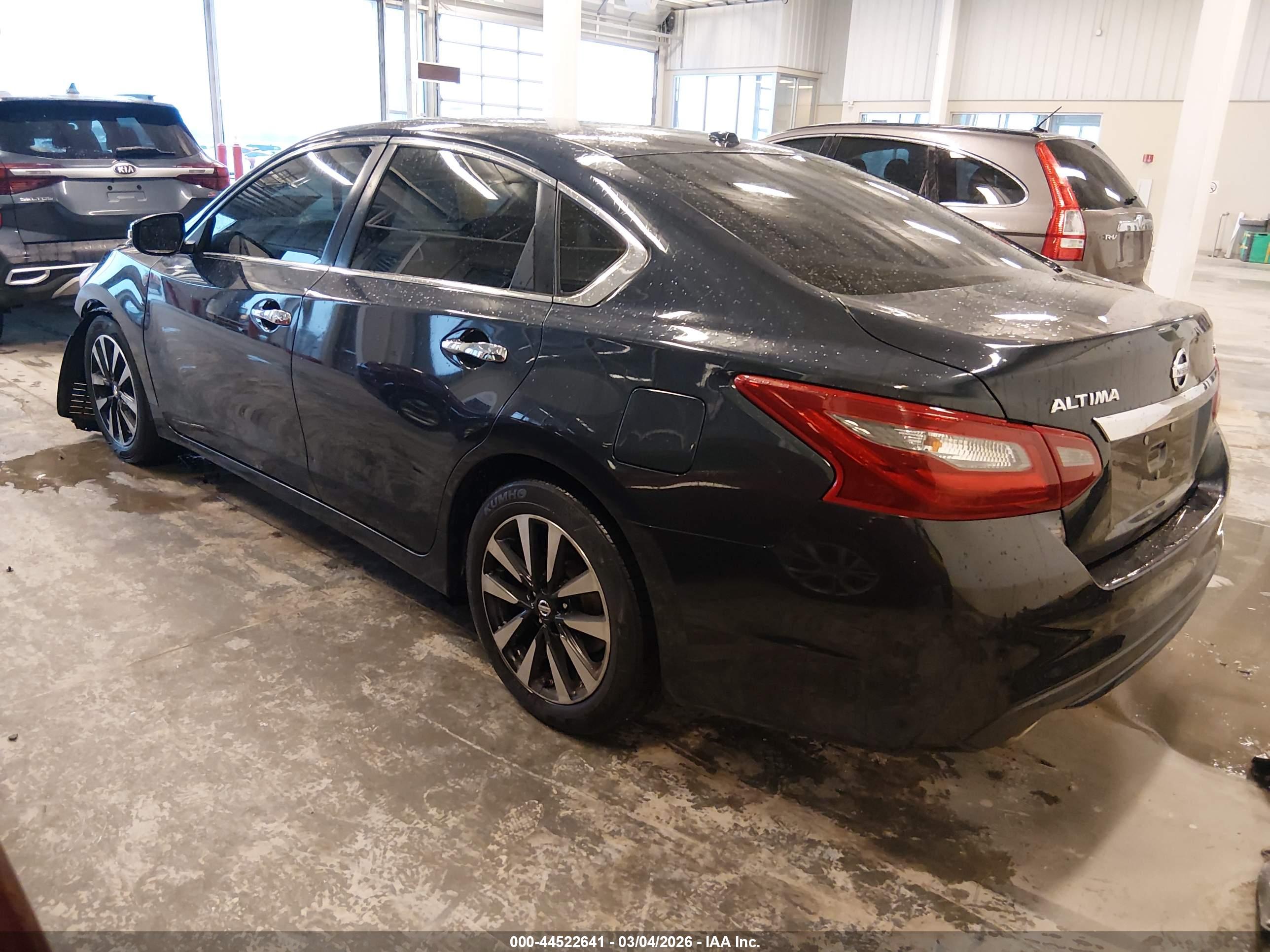NISSAN ALTIMA image 3