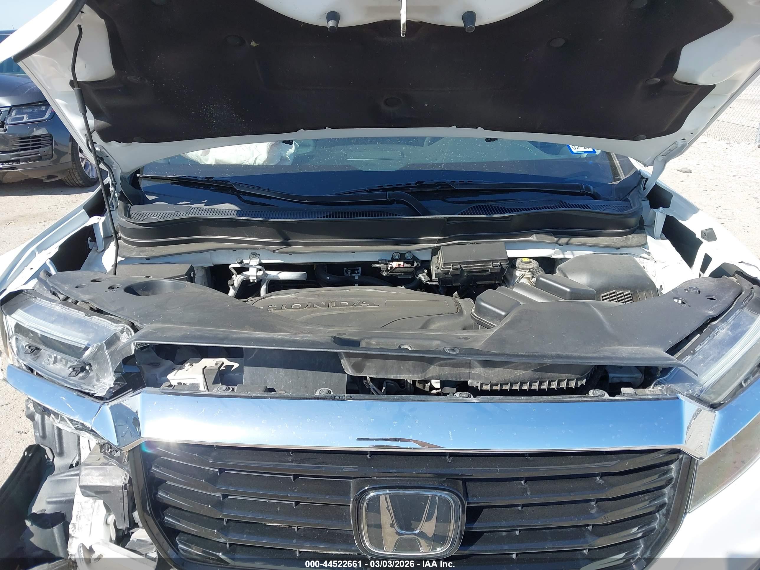 HONDA RIDGELINE image 10
