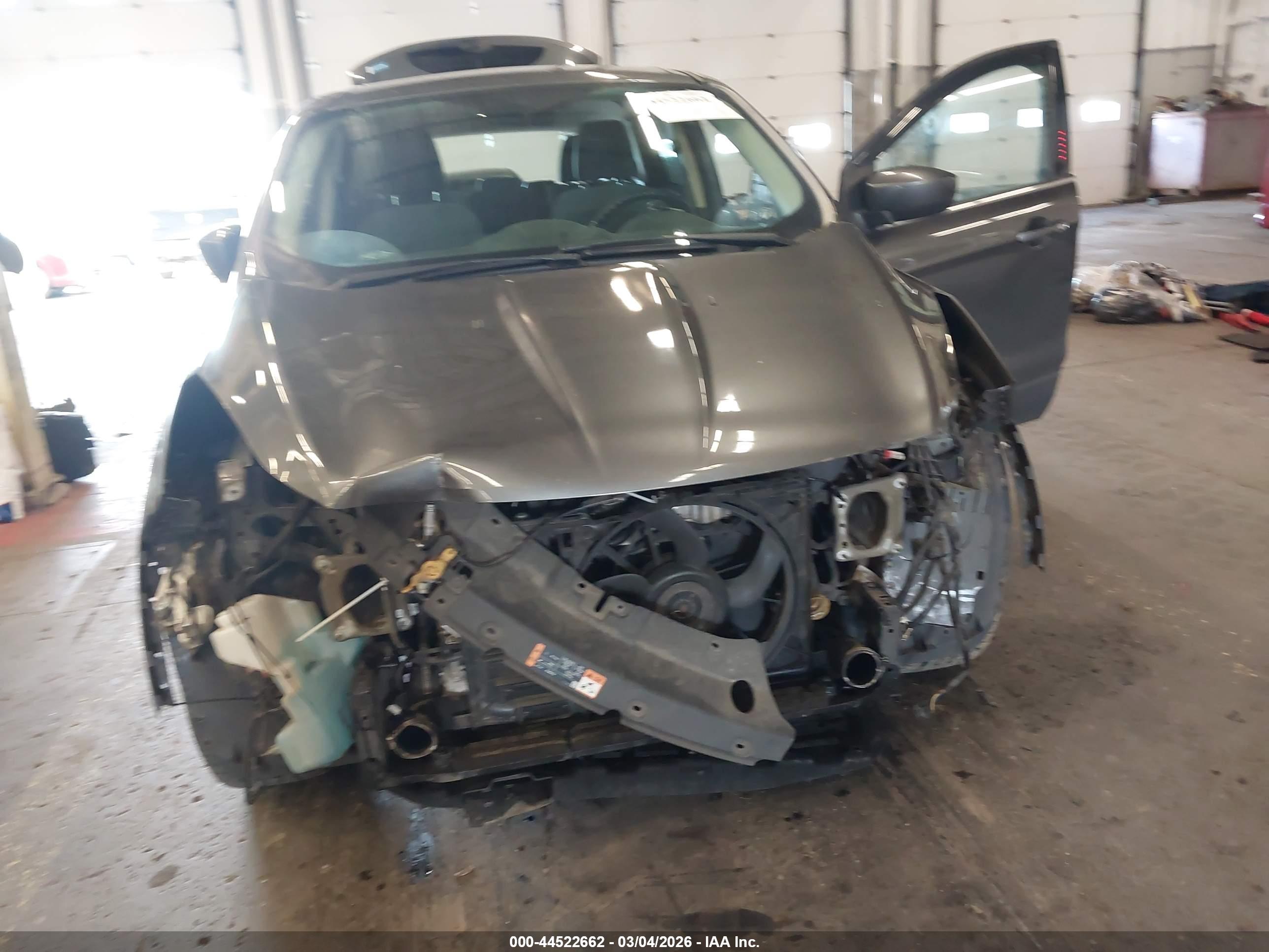 FORD ESCAPE image 6