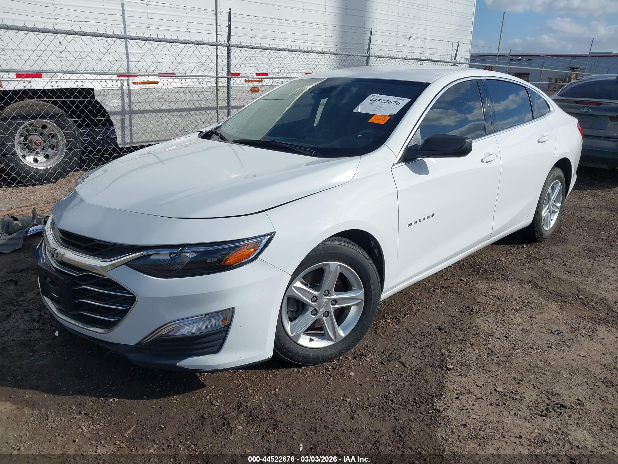 CHEVROLET MALIBU image 2