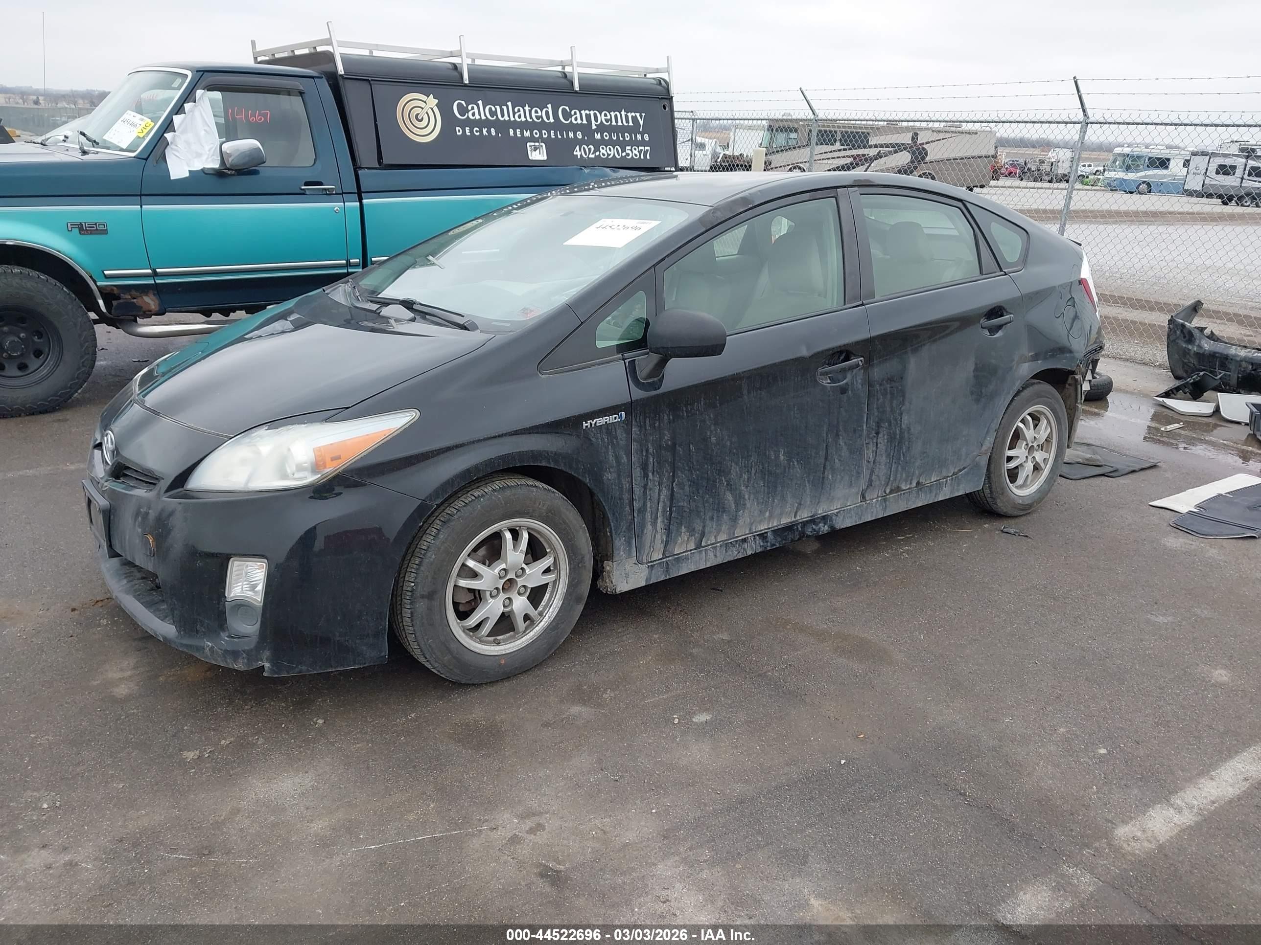 TOYOTA PRIUS image 2
