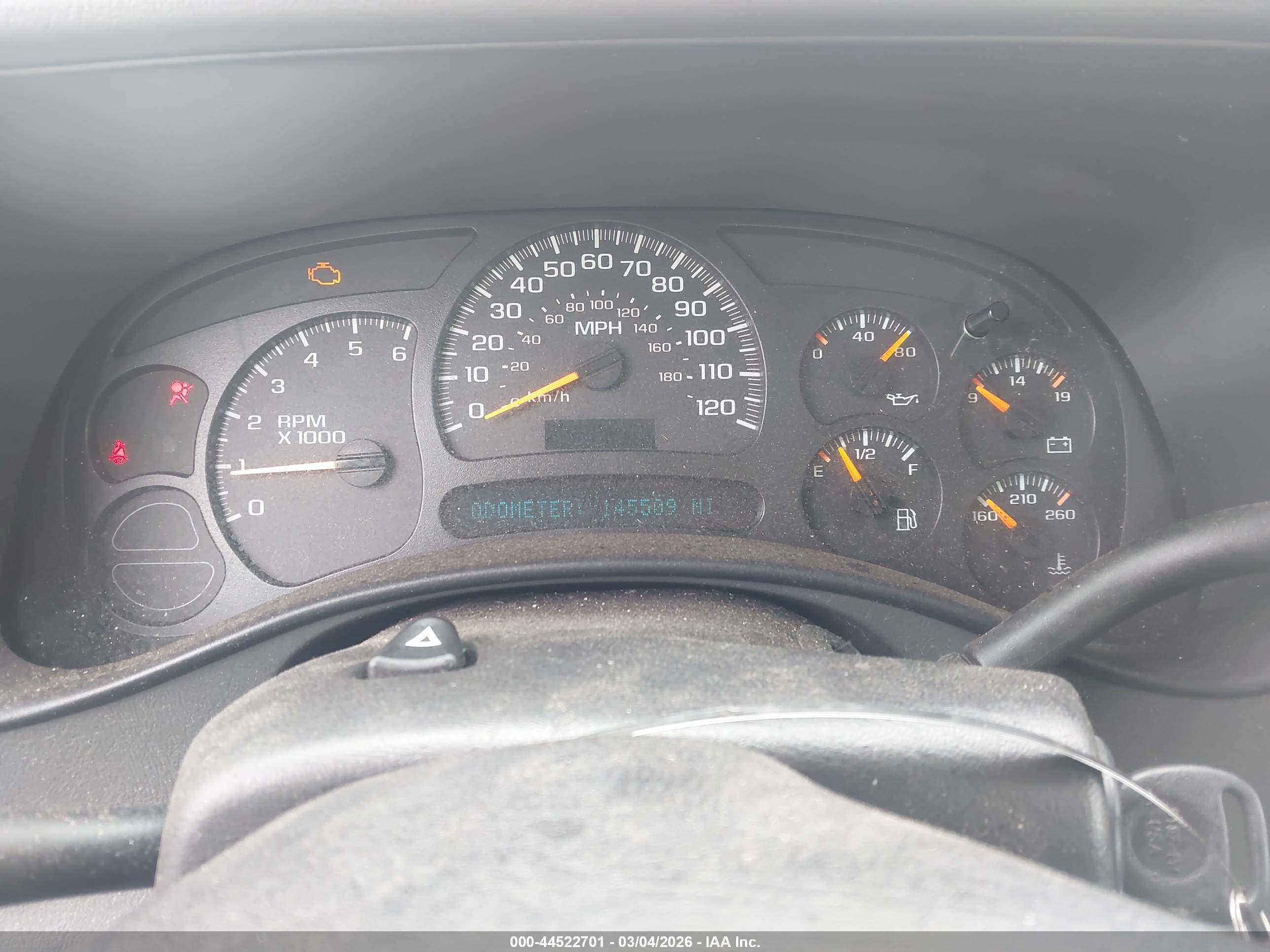 CHEVROLET SILVERADO image 7